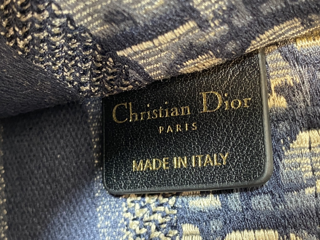 D10r BOOK TOTE SIZE MINI 23*7*17cm