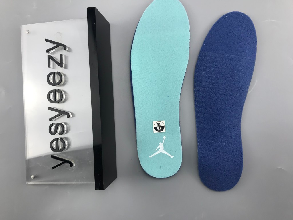 UA AIR JORDAN 13 "ISLAND GREEN"