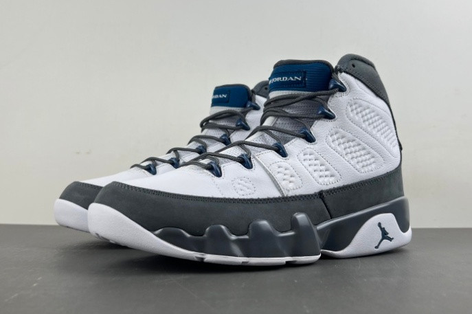 UA Air Jordan 9 Retro