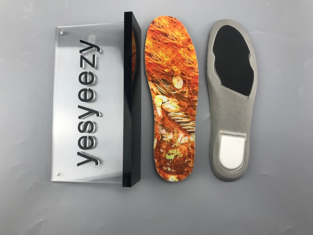 UA NIKE DUNK LOW SB "NIGHT OF MISCHIEF"