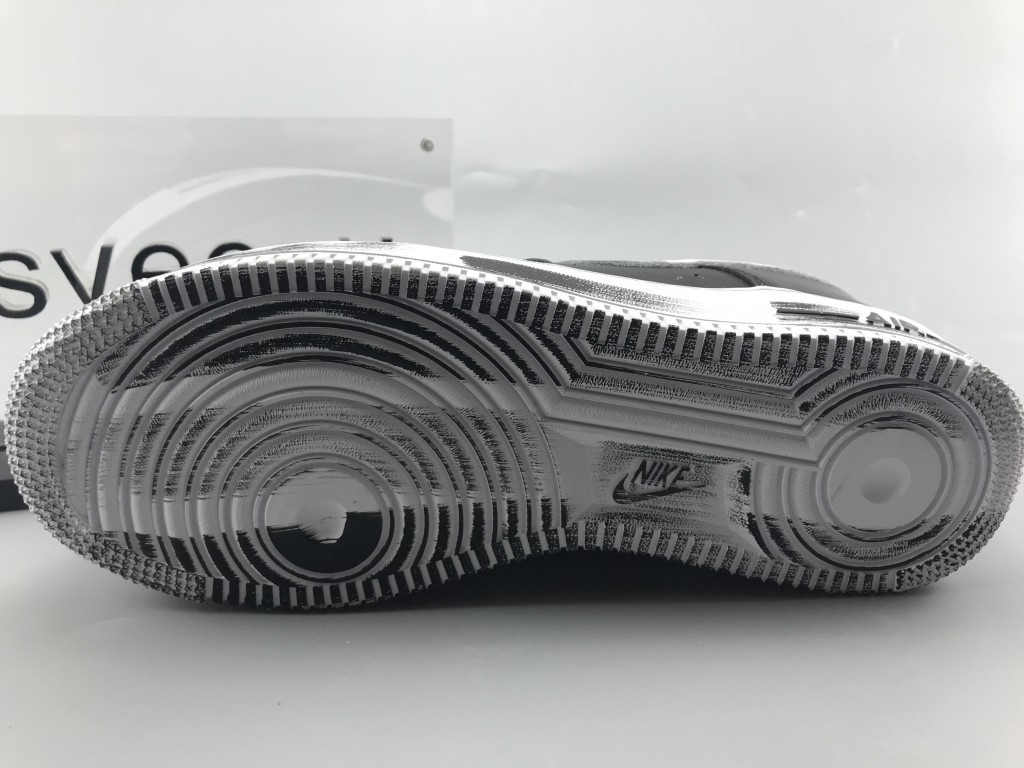 UA NIKE PEACEMINUSONE X AIR FORCE 1 LOW "PARA-NOISE"