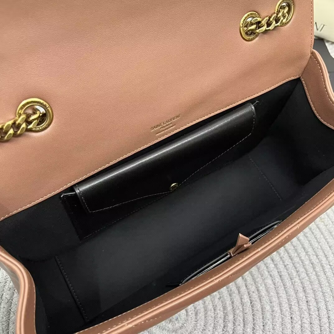 Y51 LOULOU MEDIUM IN MATELASSÉ LAMBSKIN 29x17x8cm