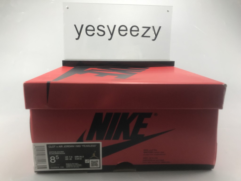 UA  AIR JORDAN 1 MID SE FEARLESS EDISON CHEN CLOT