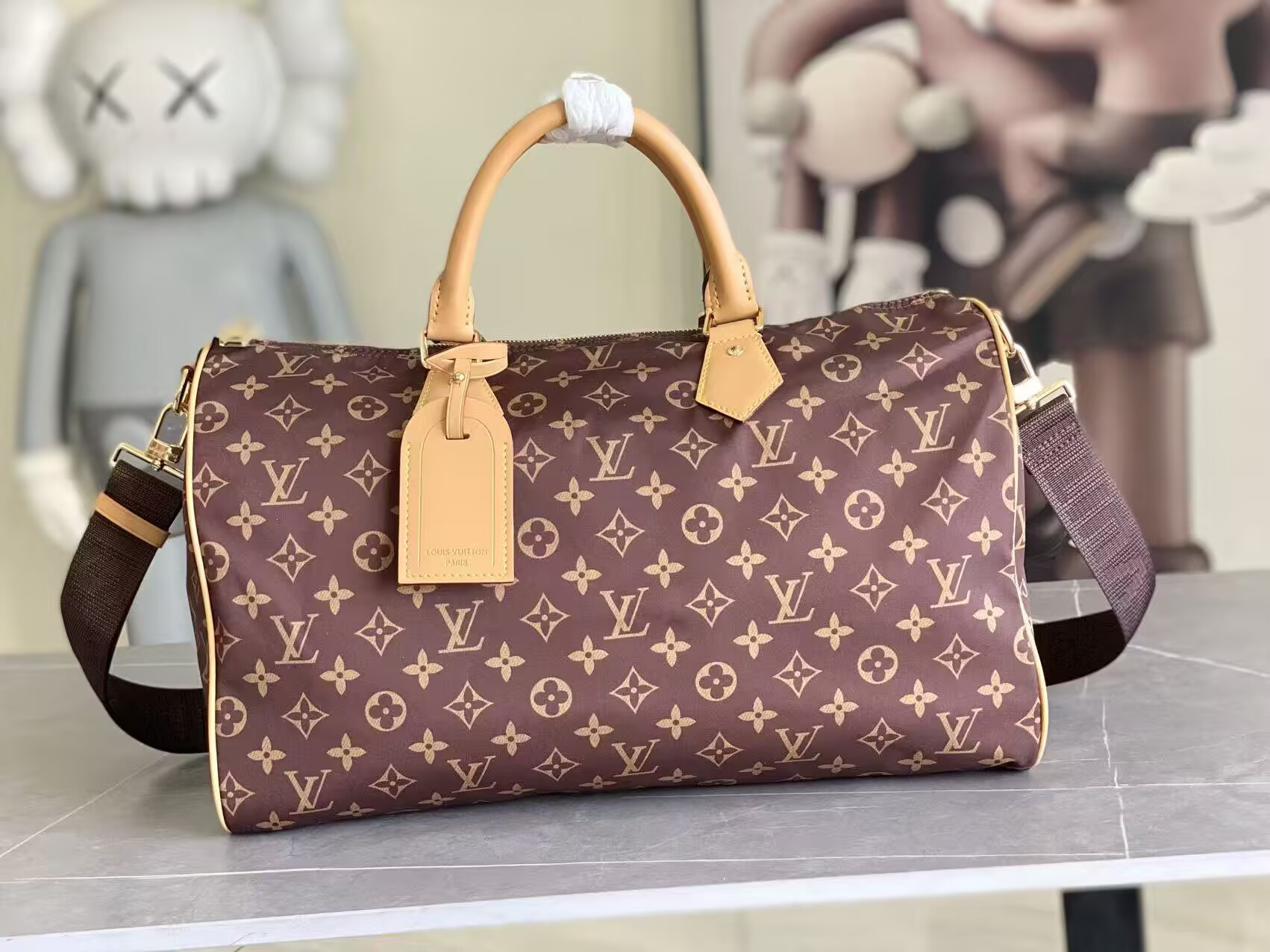 LV Speedy 40 Bandoulière Silk Tech M2A453 40 x 26 x 23 cm