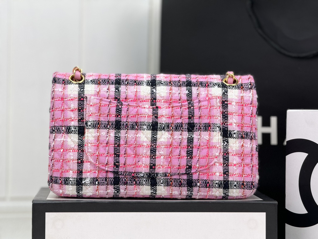 Ch**el CLASSIC HANDBAG 25cm