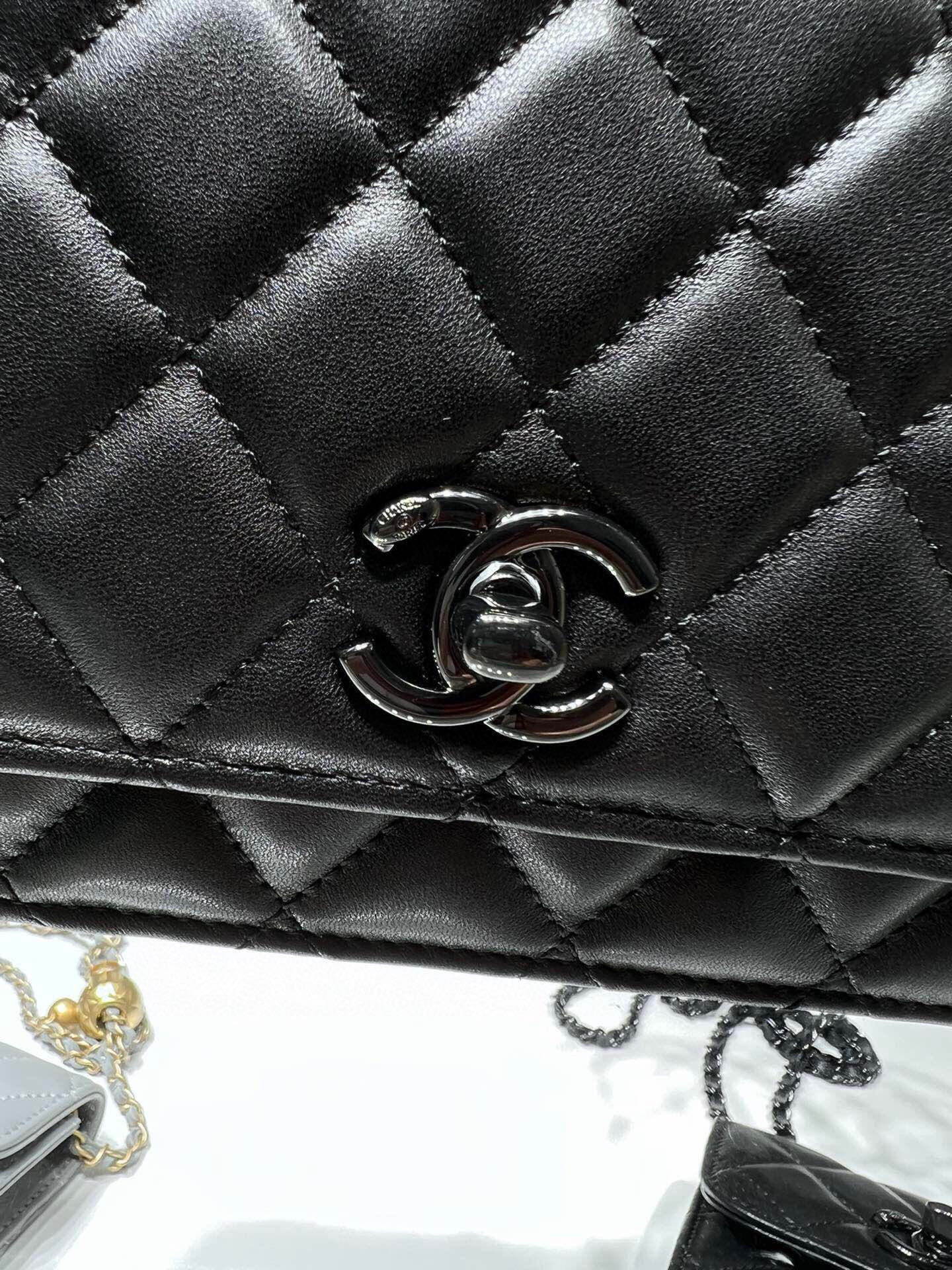 Ch**el woc trendy cc wallet on chain 19x12x3.5cm