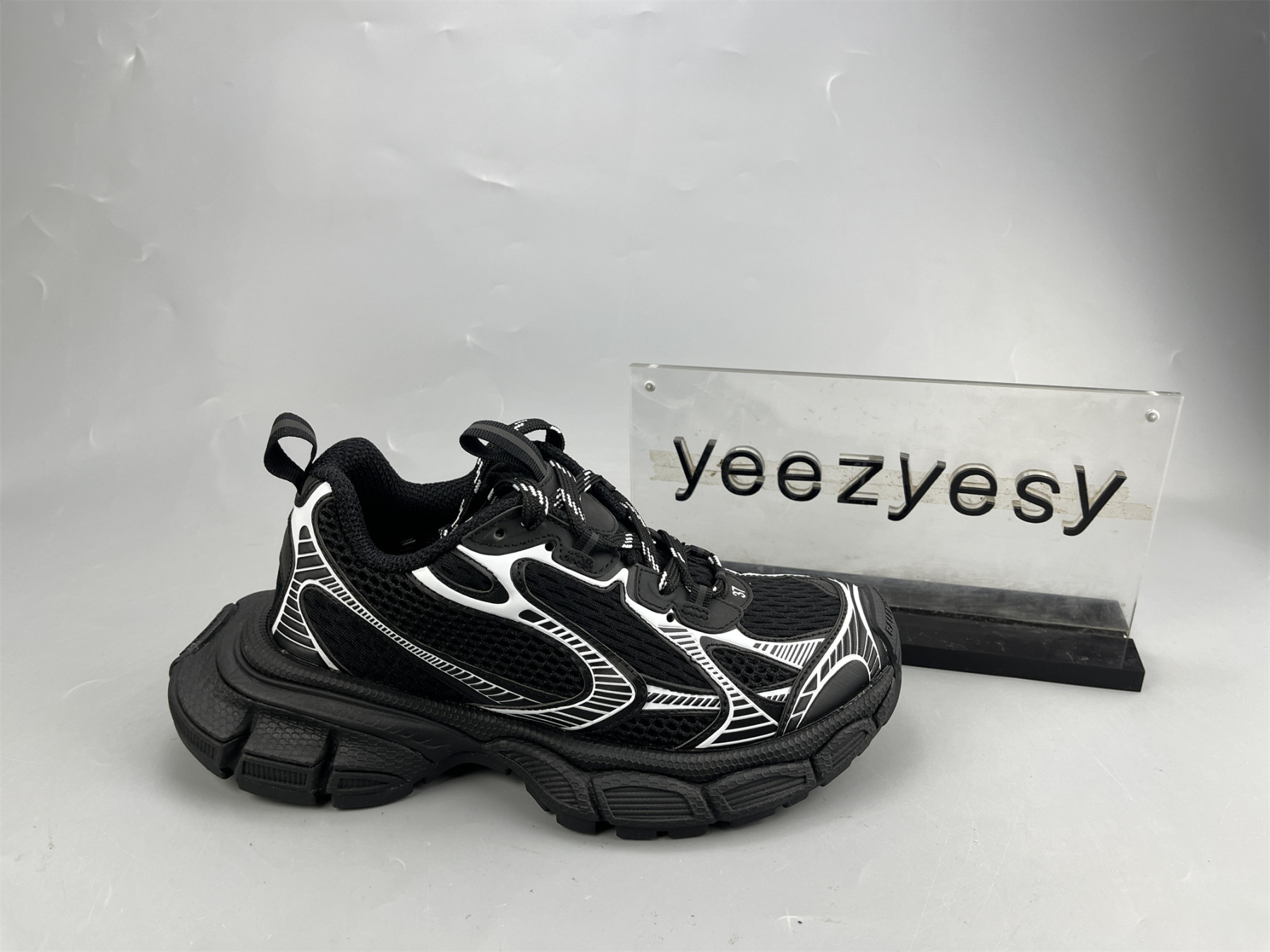 UA PHANTOM SNEAKER BLACK WHITE