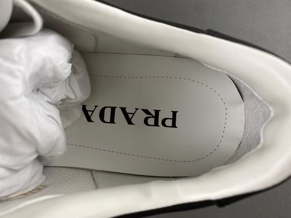 UA Pra*a Downtown Low Top Sneakers