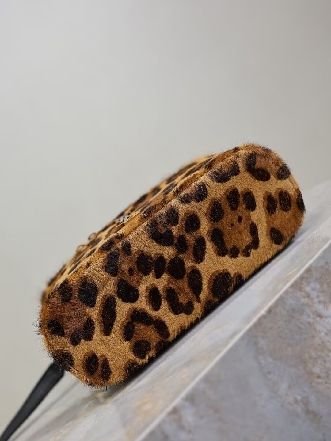 Y51 Leopard-print Mini Bag 18x11x6.5cm