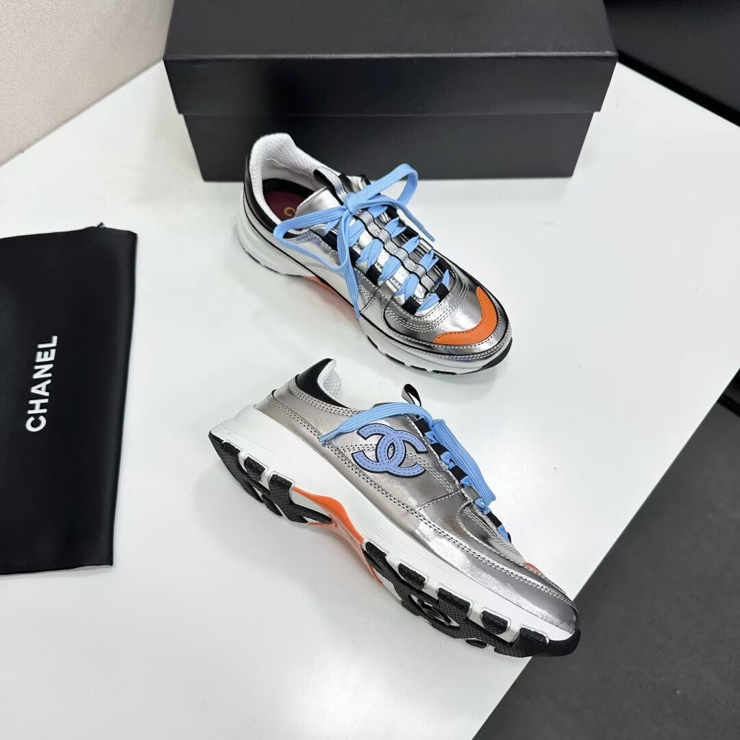 UA Ch**el SNEAKERS