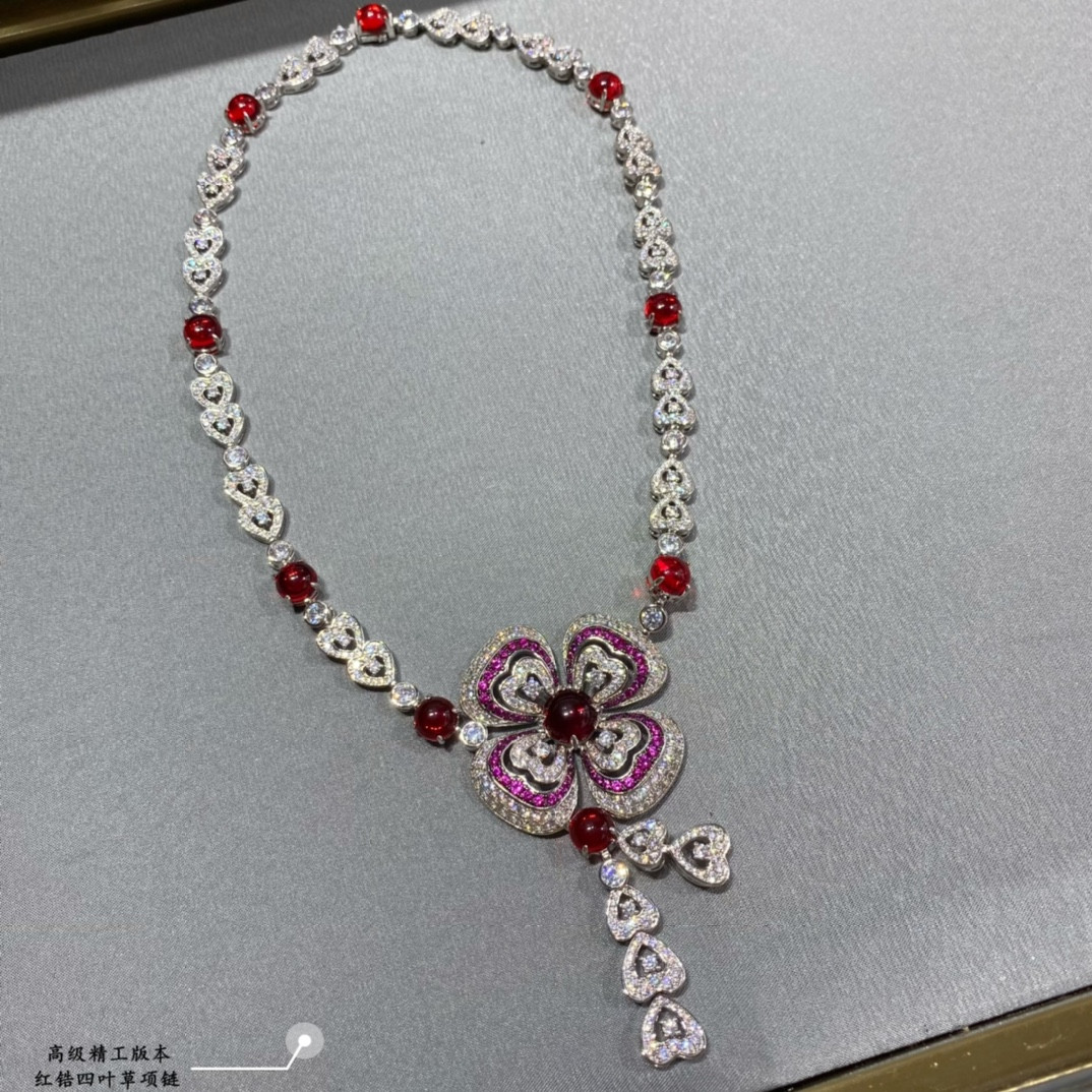 Bv1g*ai Four Leaf Clover Necklace(No refund or exchange)