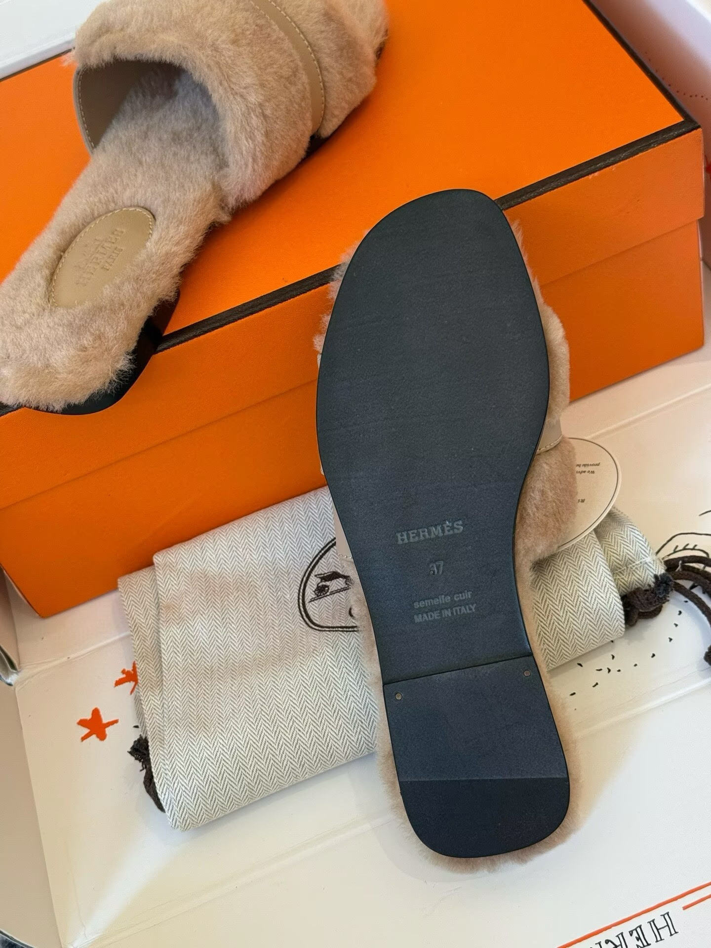 UA H**me5 Giulia Sandal