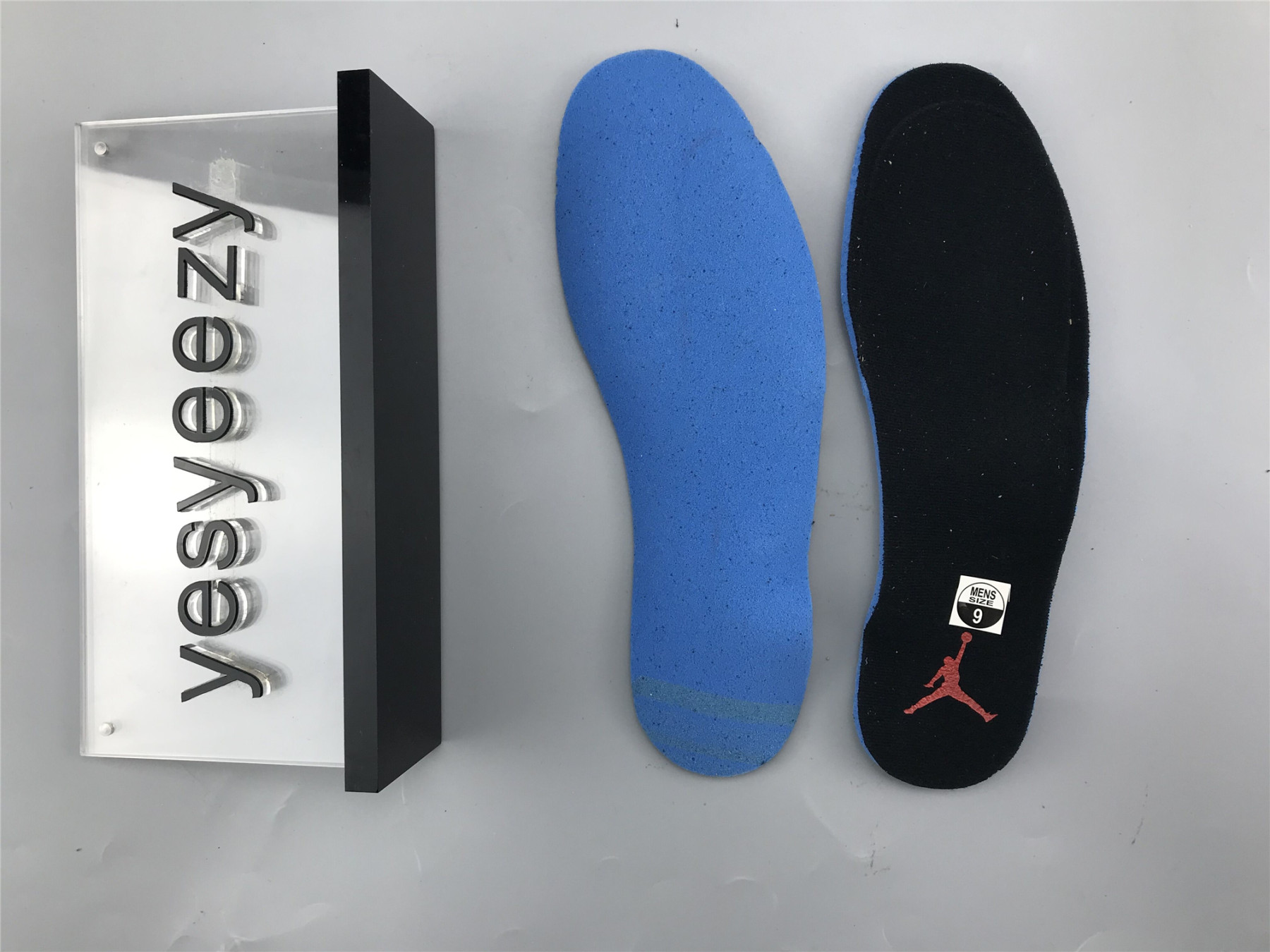 UA AIR JORDAN 4 RETRO SNGL DY