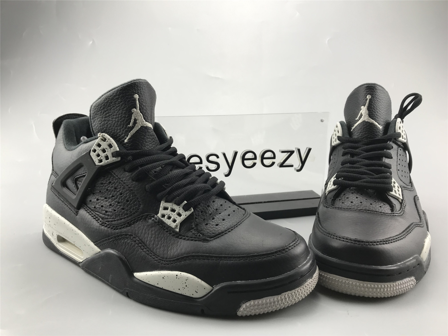 UA AIR JORDAN 4 RETRO LS "OREO"