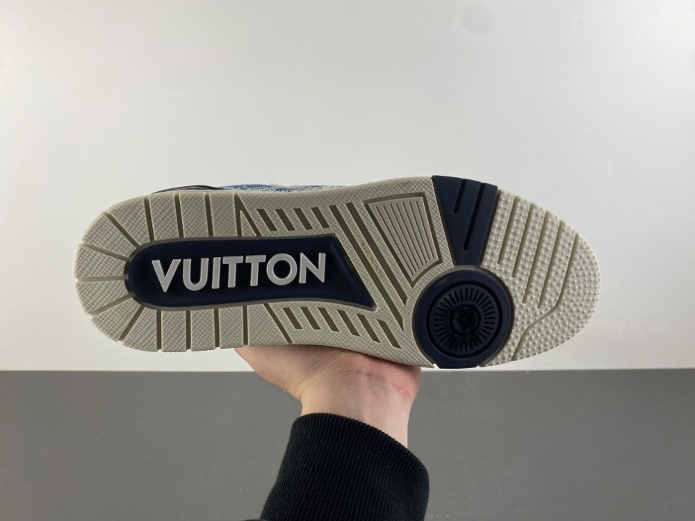 UA LV trainer Sneakers