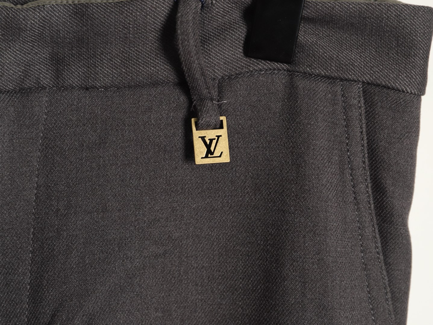 l0vis Vvtt0n lv 26ss pants suit