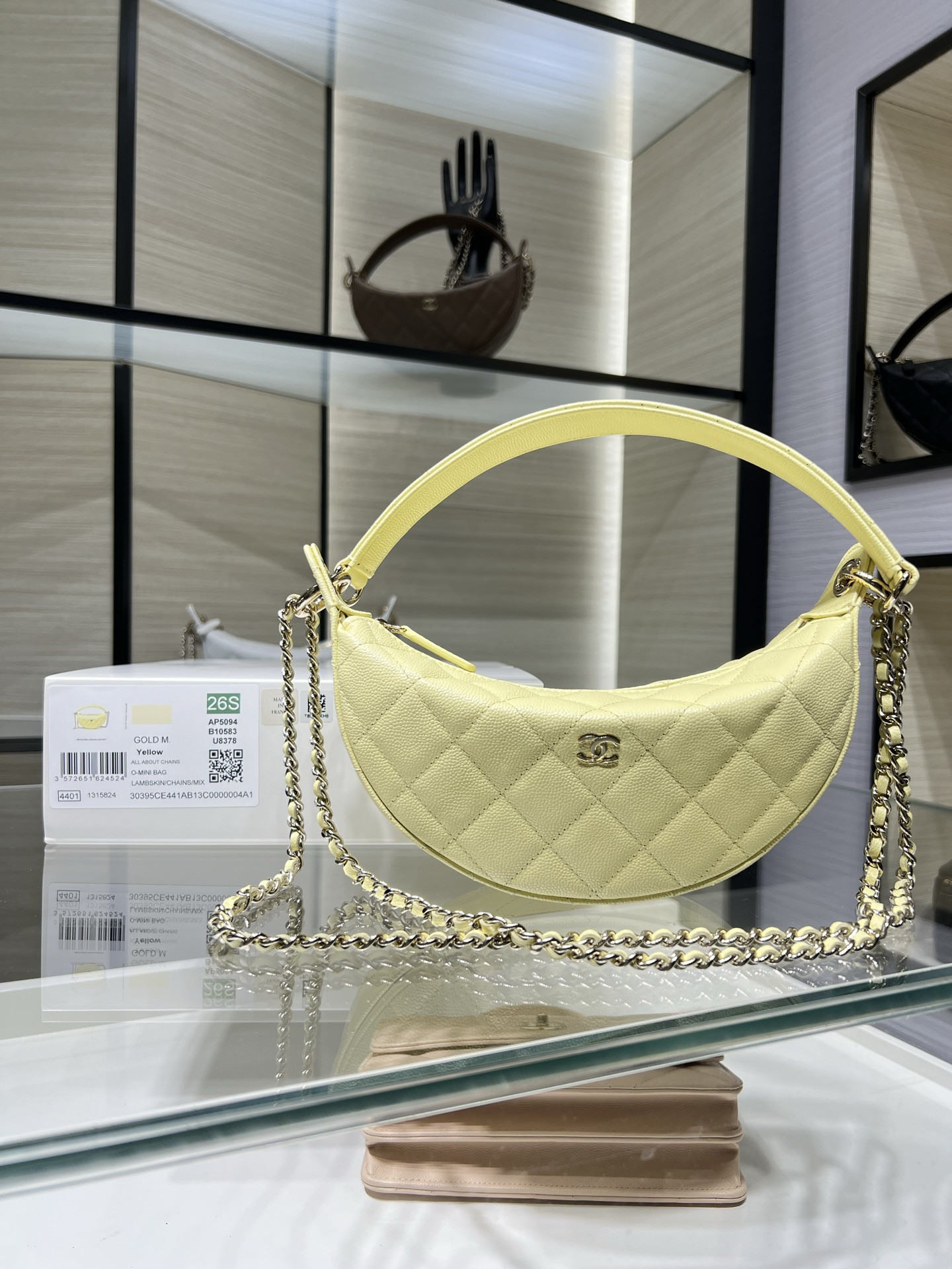 Ch**el clutch with chain light gold hardware ap5094 15x22x6cm