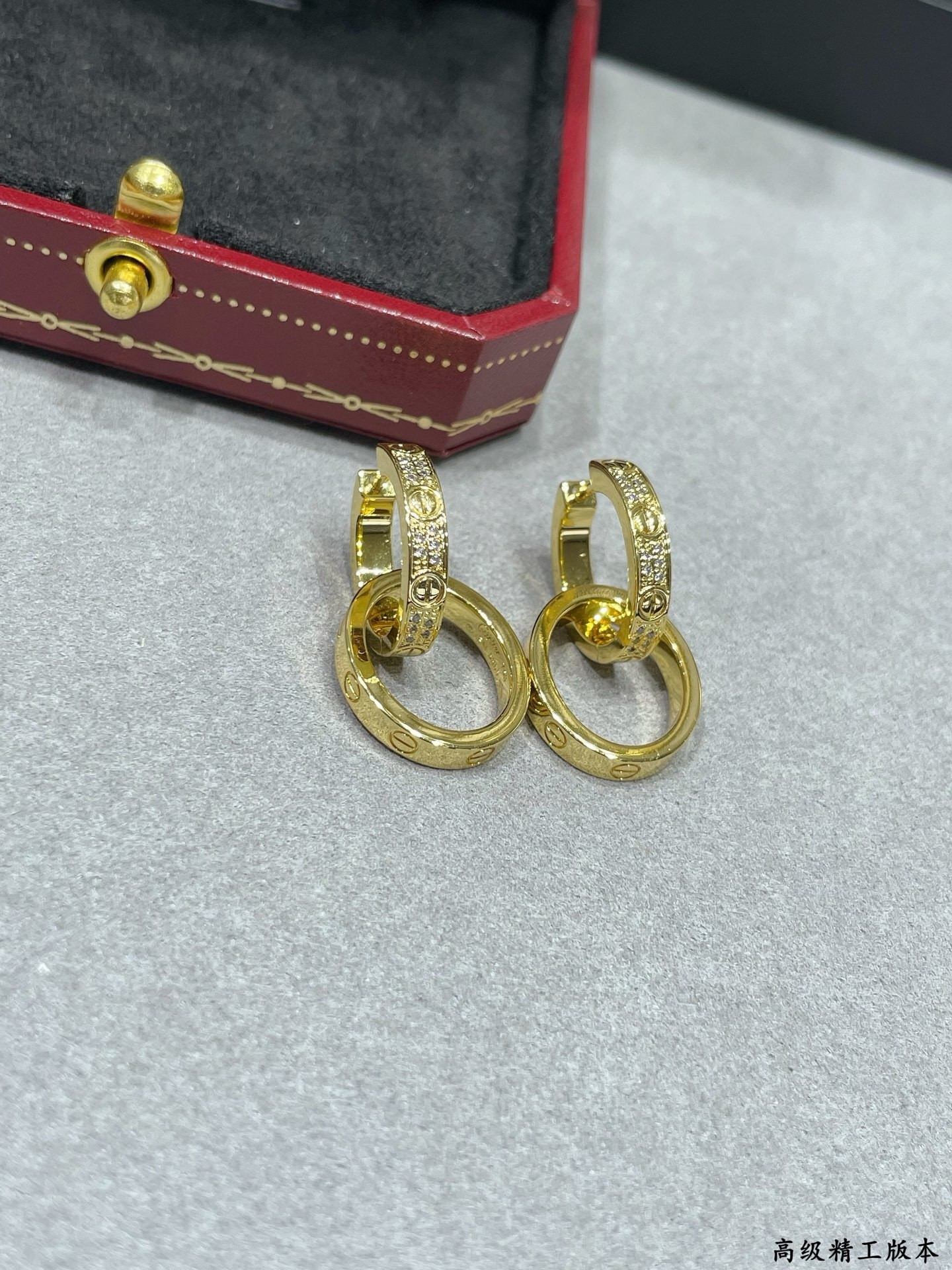 Ca*t1er Double Ring With D1am0nd Earrings