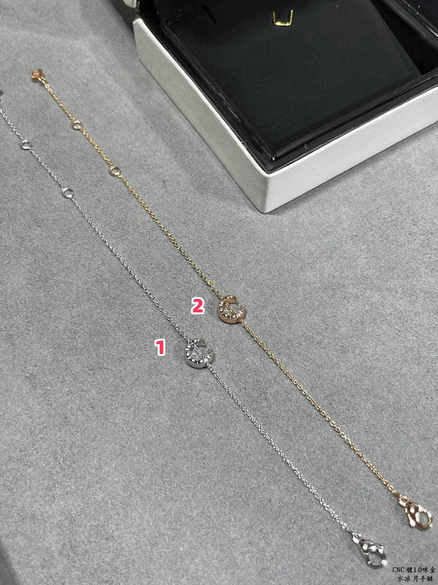 Ch**el Carved D1am0nd pattern Sailor Moon Bracelet