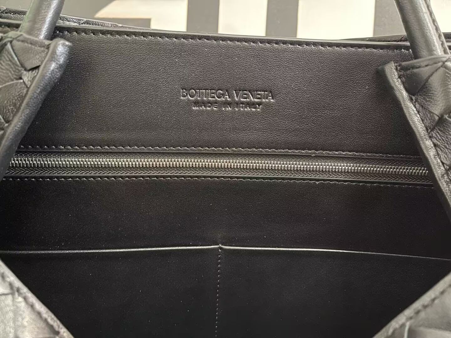 B0tt*ga Ven*ta Large Andiamo 42x18x35cm