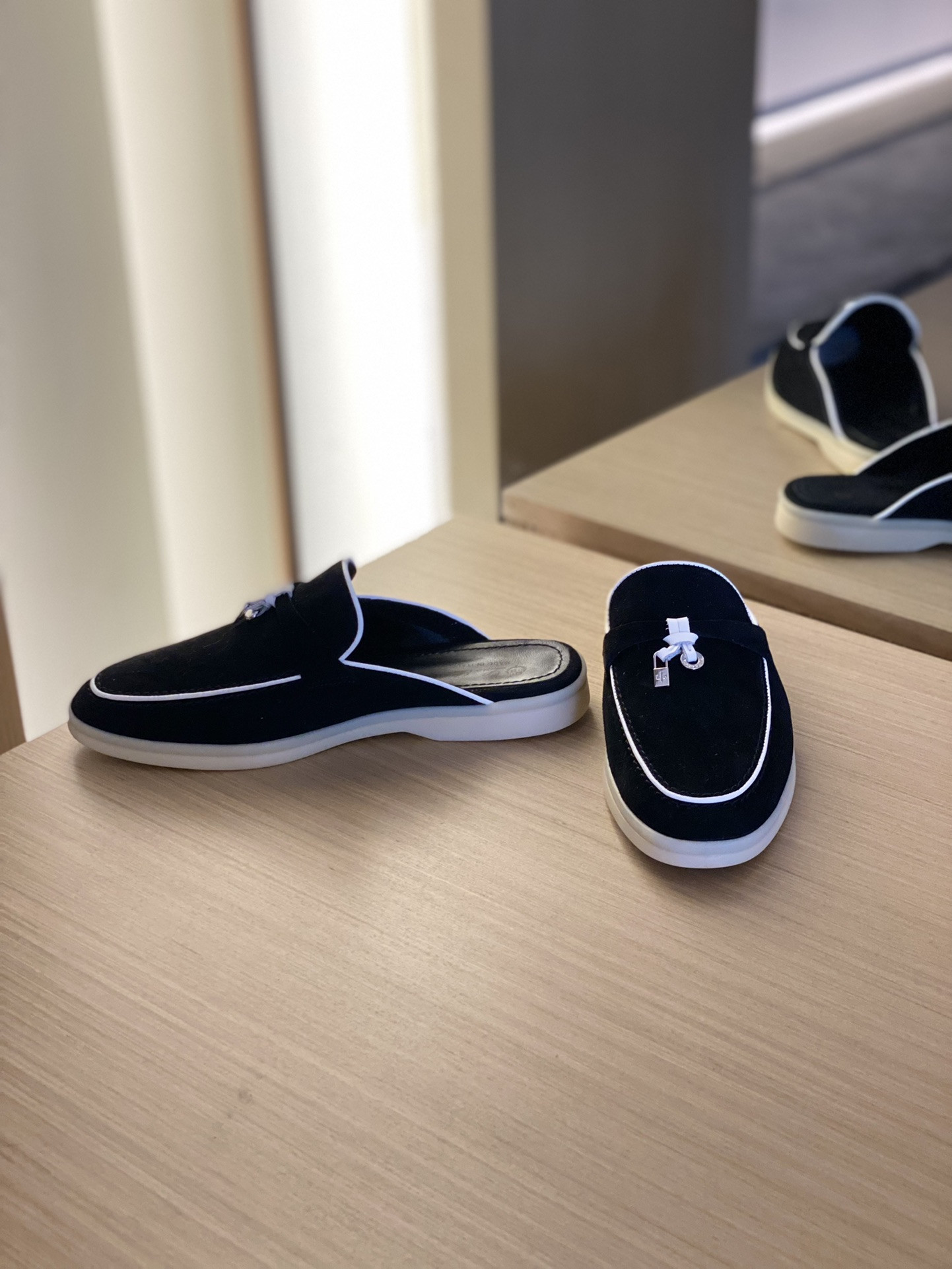 UA L0r0 P1ana Babouche Charms Walk Loafers