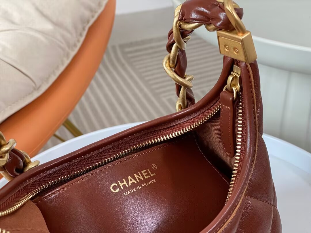 Ch**el 24a Hobo Bag 19×22×8.5cm