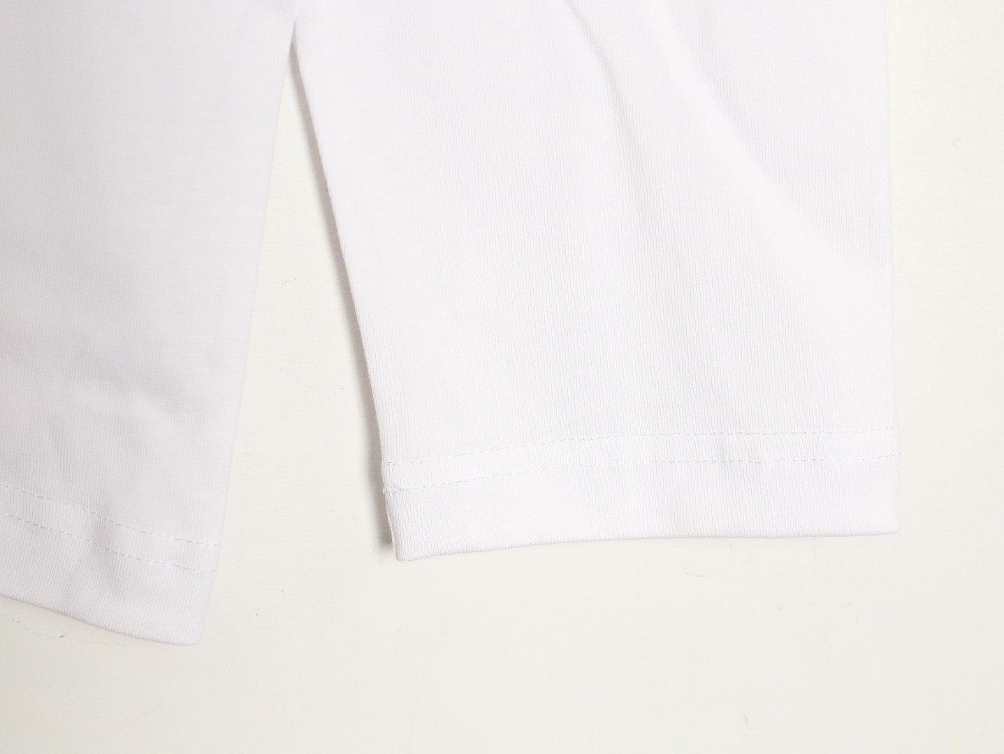 Gvc*1 Long-sleeved T-shirt