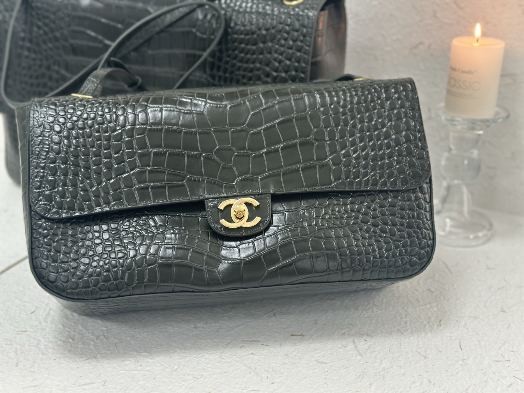 Ch**el Maxi Flap bag Olive Green Gold hardware AS6231 19.5x32x10cm
