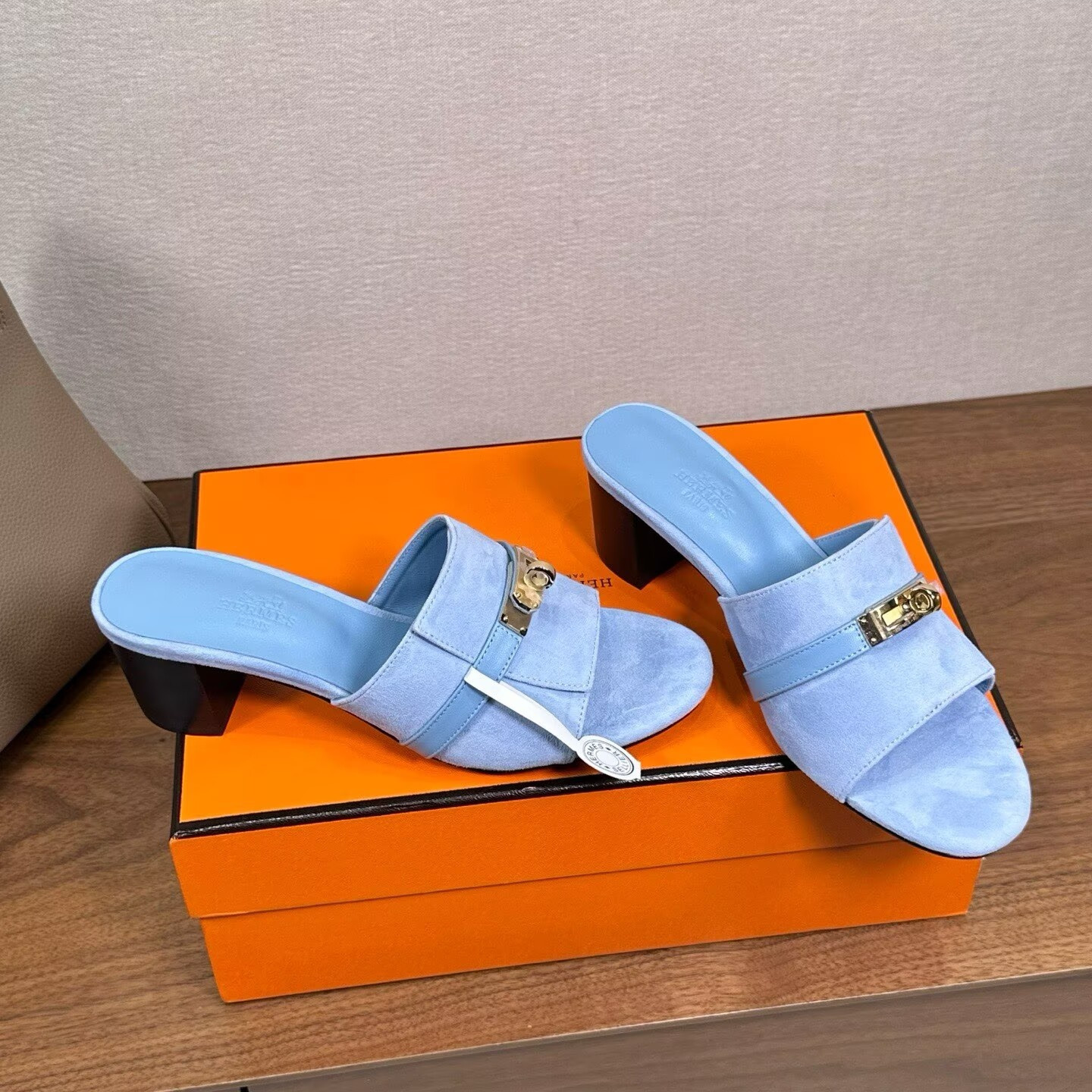 UA H**me5 Gigi 50 sandal