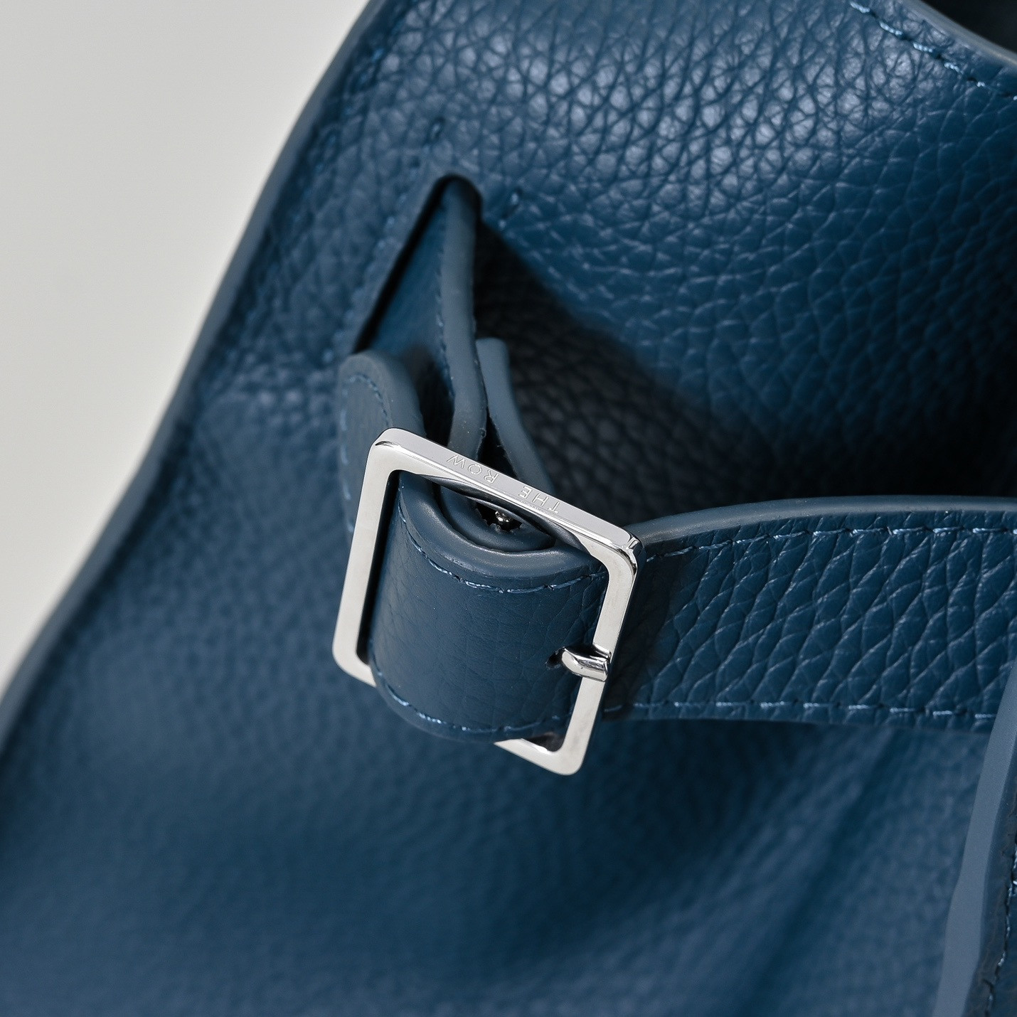 The R0w MARGAUX 12 32x15x25cm