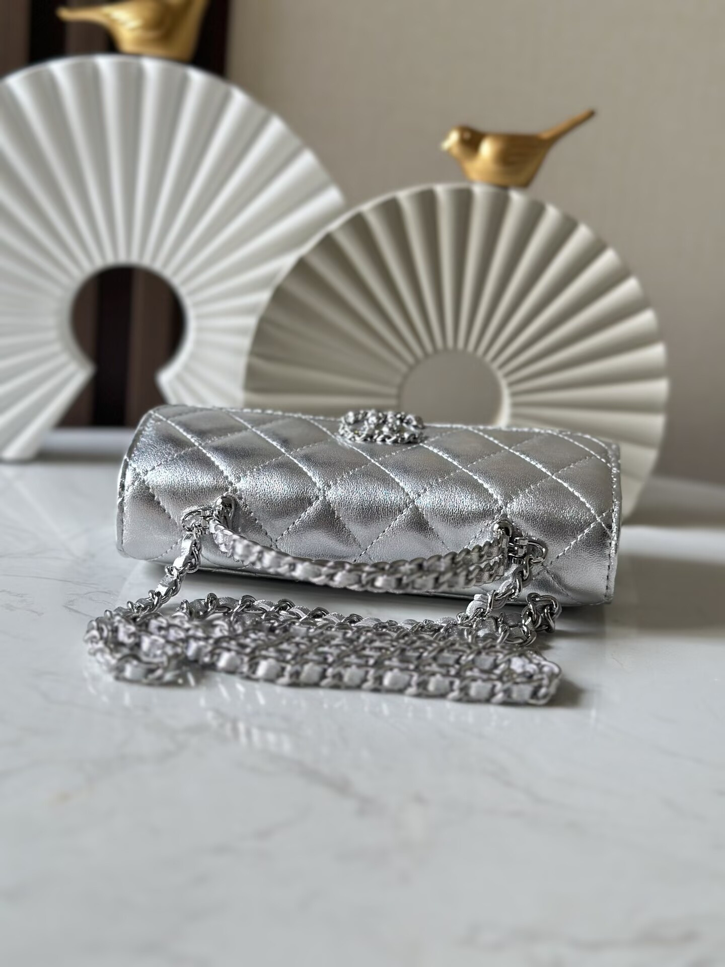 Ch**el Kelly 23P 19x10x4.5cm