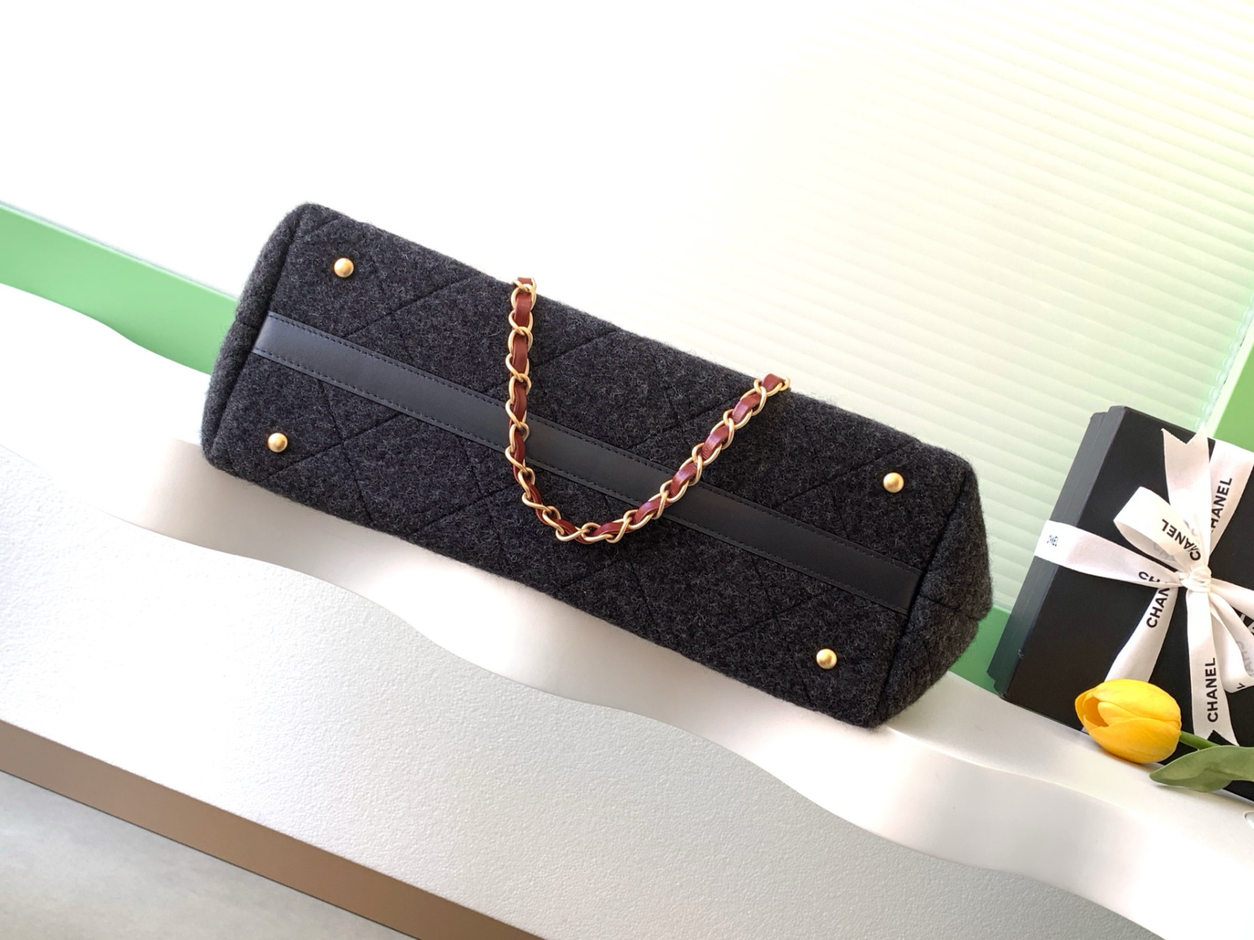 Ch**el Shopping Bag 26x44x13cm