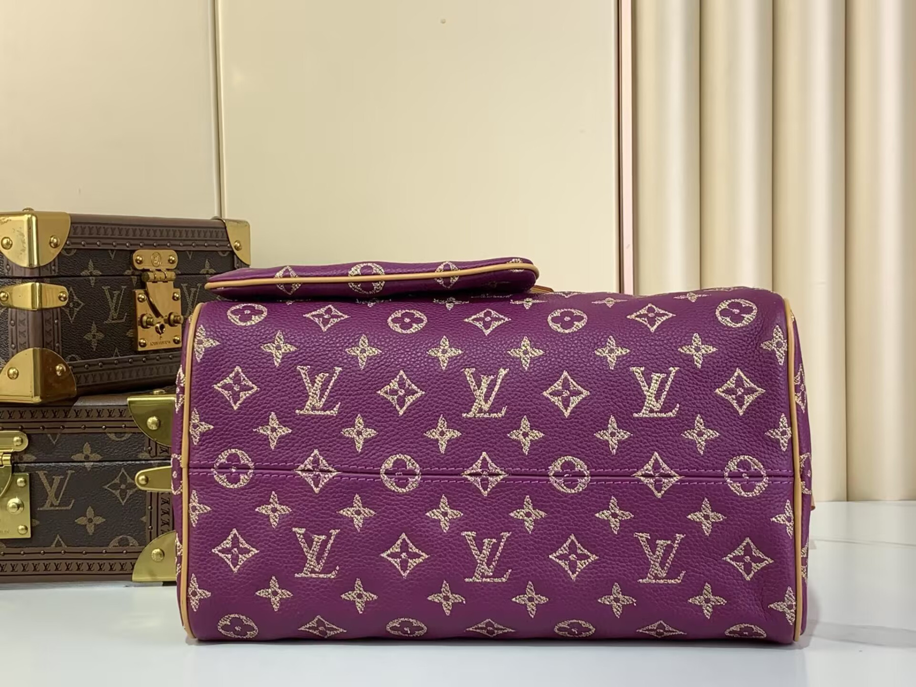 LV Speedy P9 Bandoulière 30 M28076 30x21x17cm