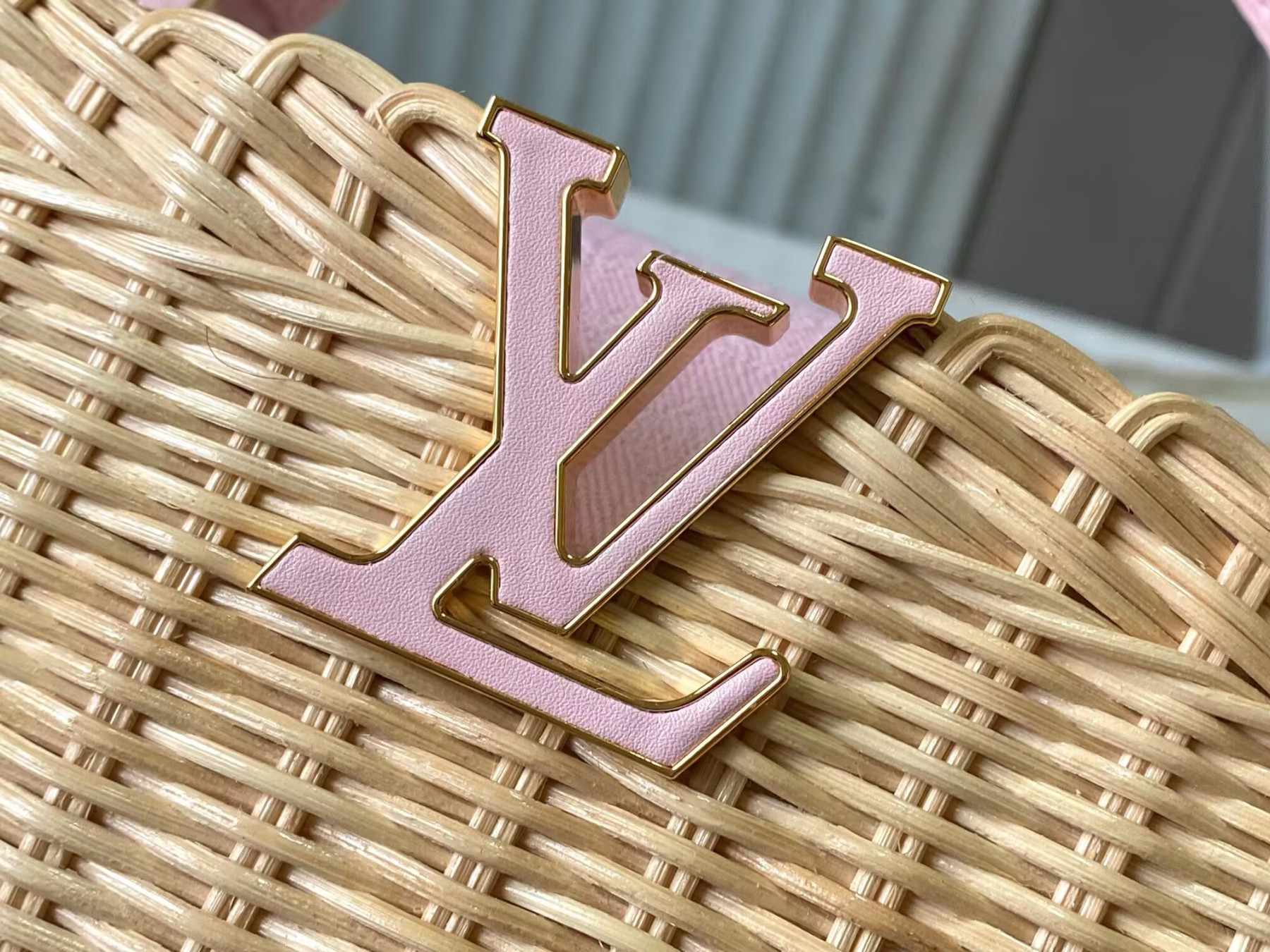 LV Capucines Mini M48895 21x13x8cm