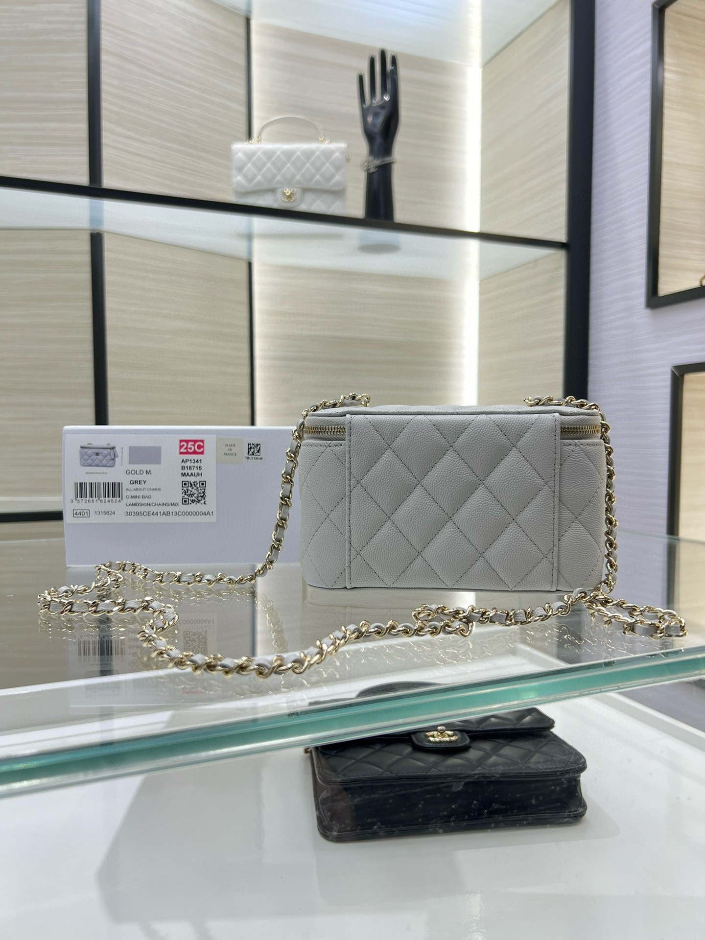 Ch**el Clutch With Chain 10x16x8cm