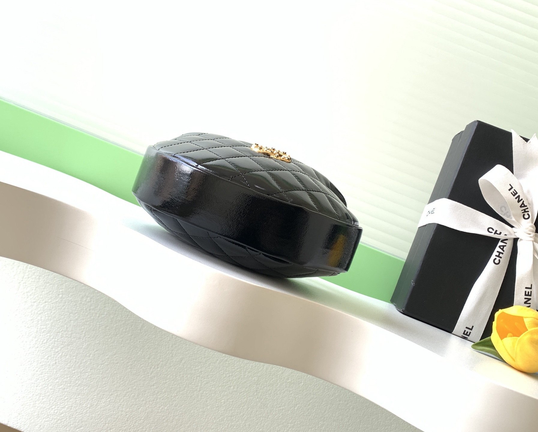 Ch**el Patent Leather Handbag AS4976 11x19x8cm