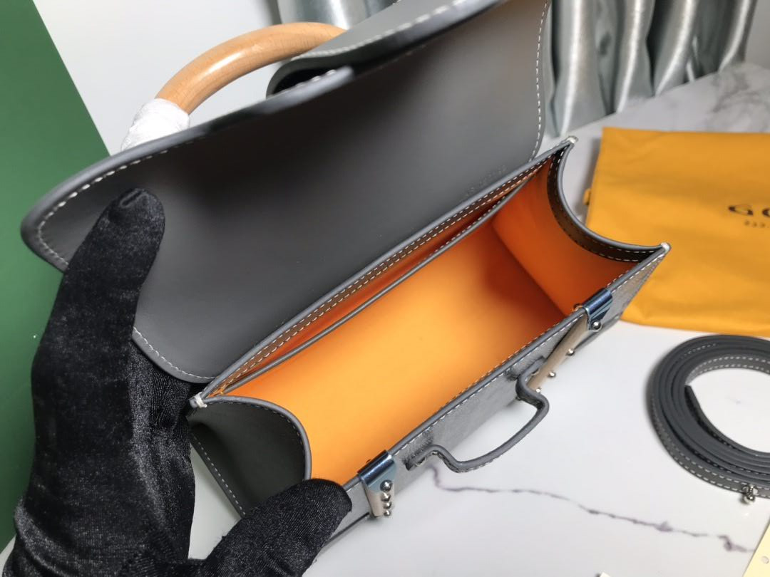 Goyard Saïgon Structuré Mini Bag 20x7.5x15cm