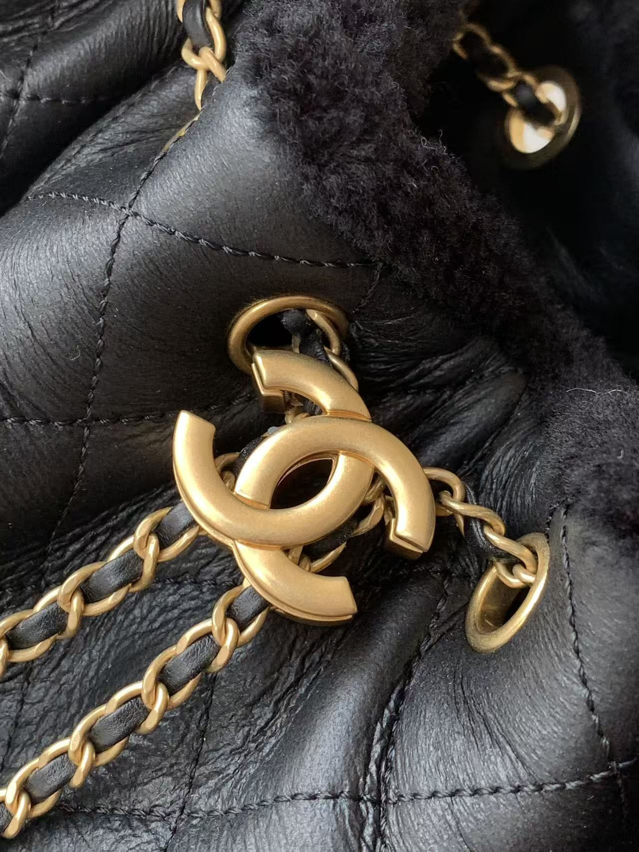 Ch**el 25c bucket bag 30x26x14cm