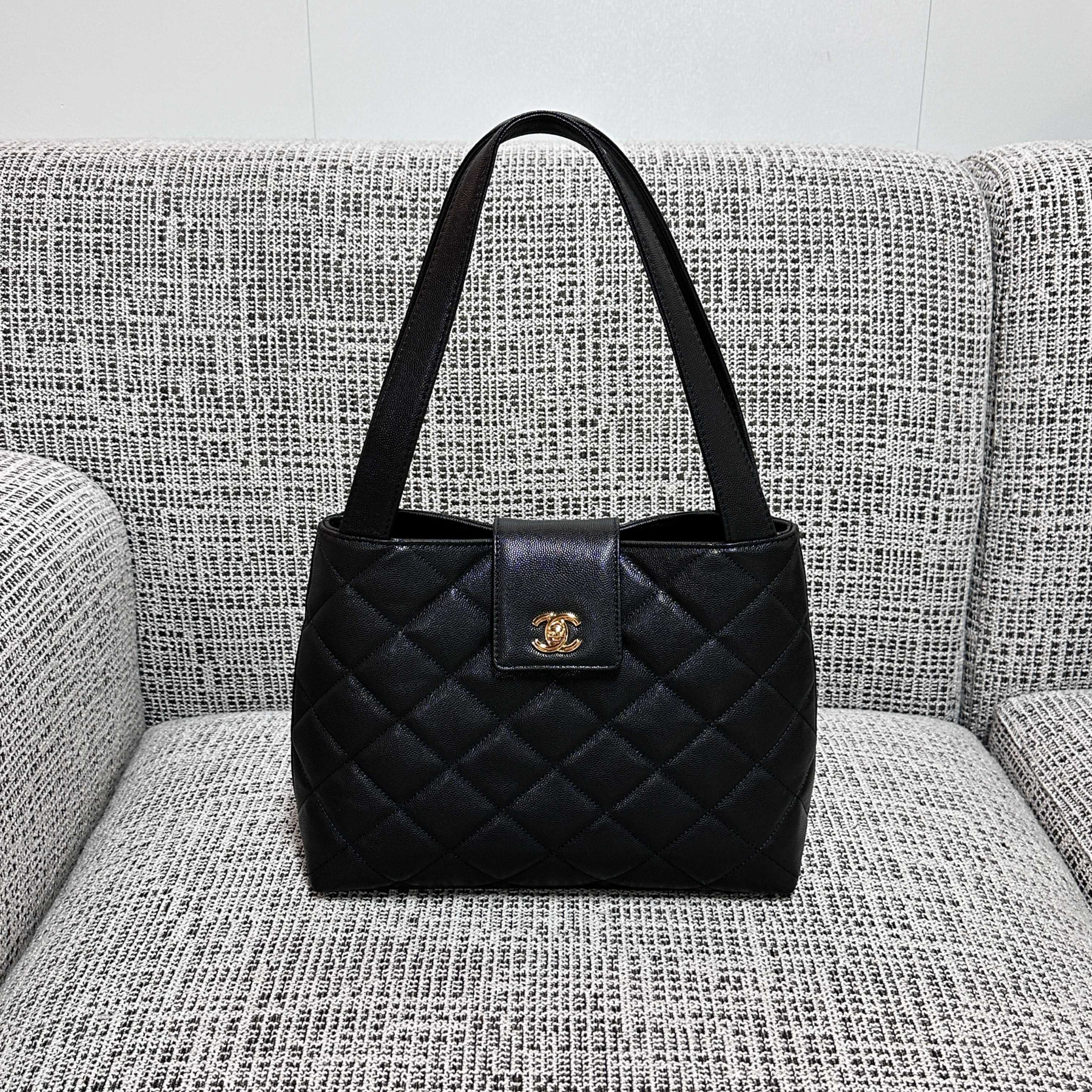 Ch**el shoulder tote bag 29x10x23.5cm