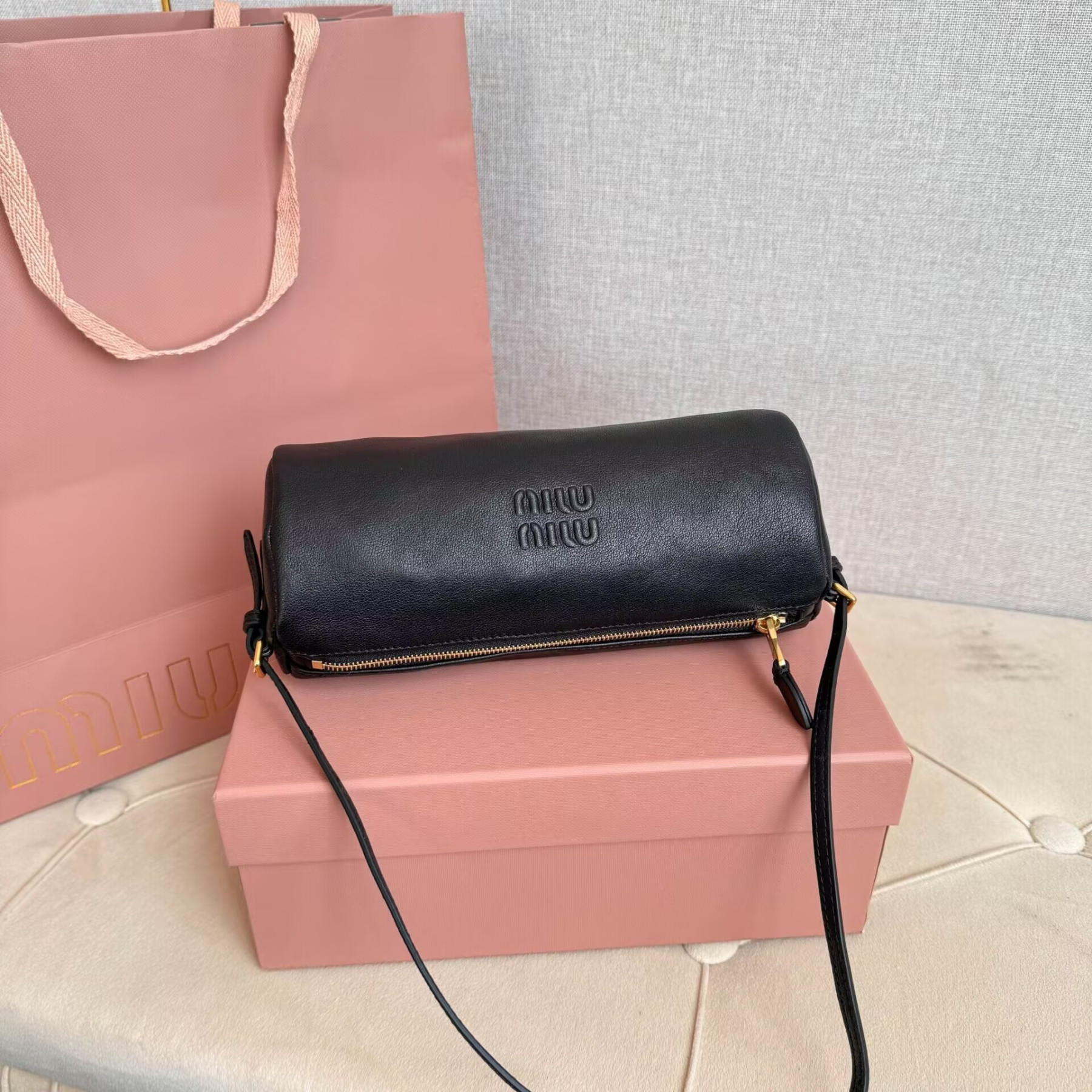 Miu Miu Nappa leather pouch 22x9x9cm