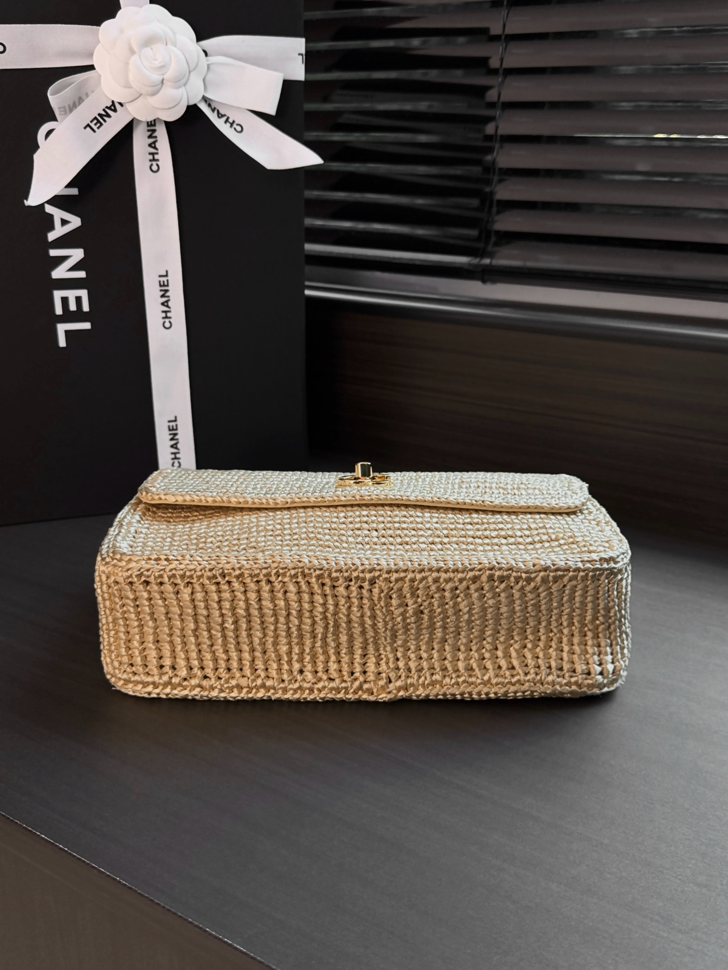 Ch**el Flap Bag AS6088 16x25.5x7cm