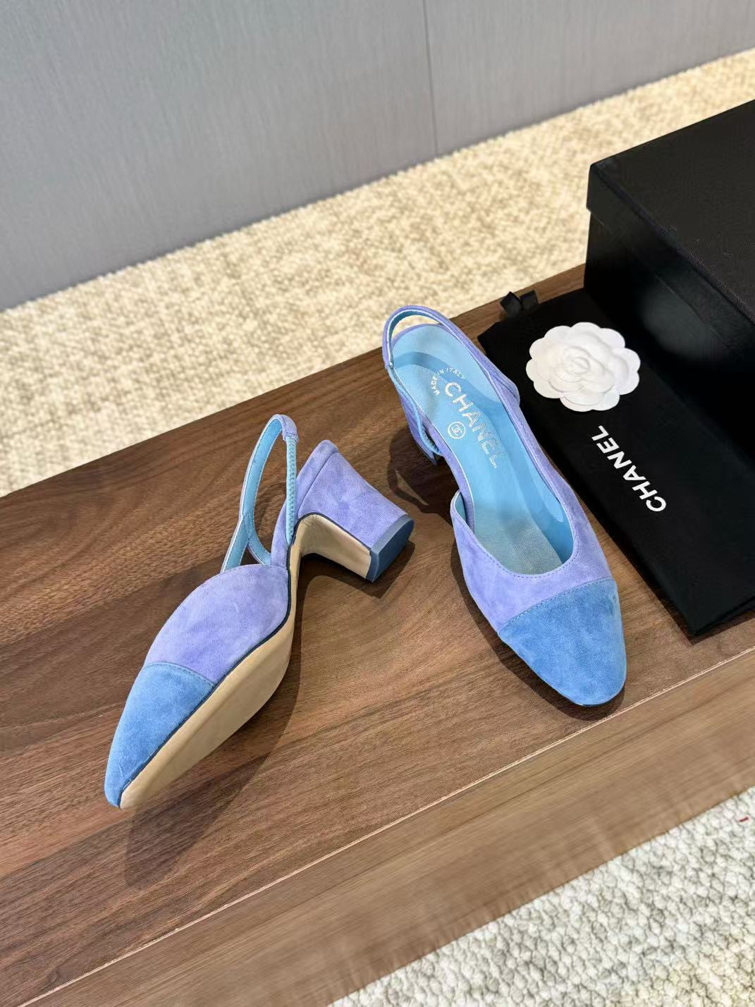 UA Ch**el SLINGBACKS