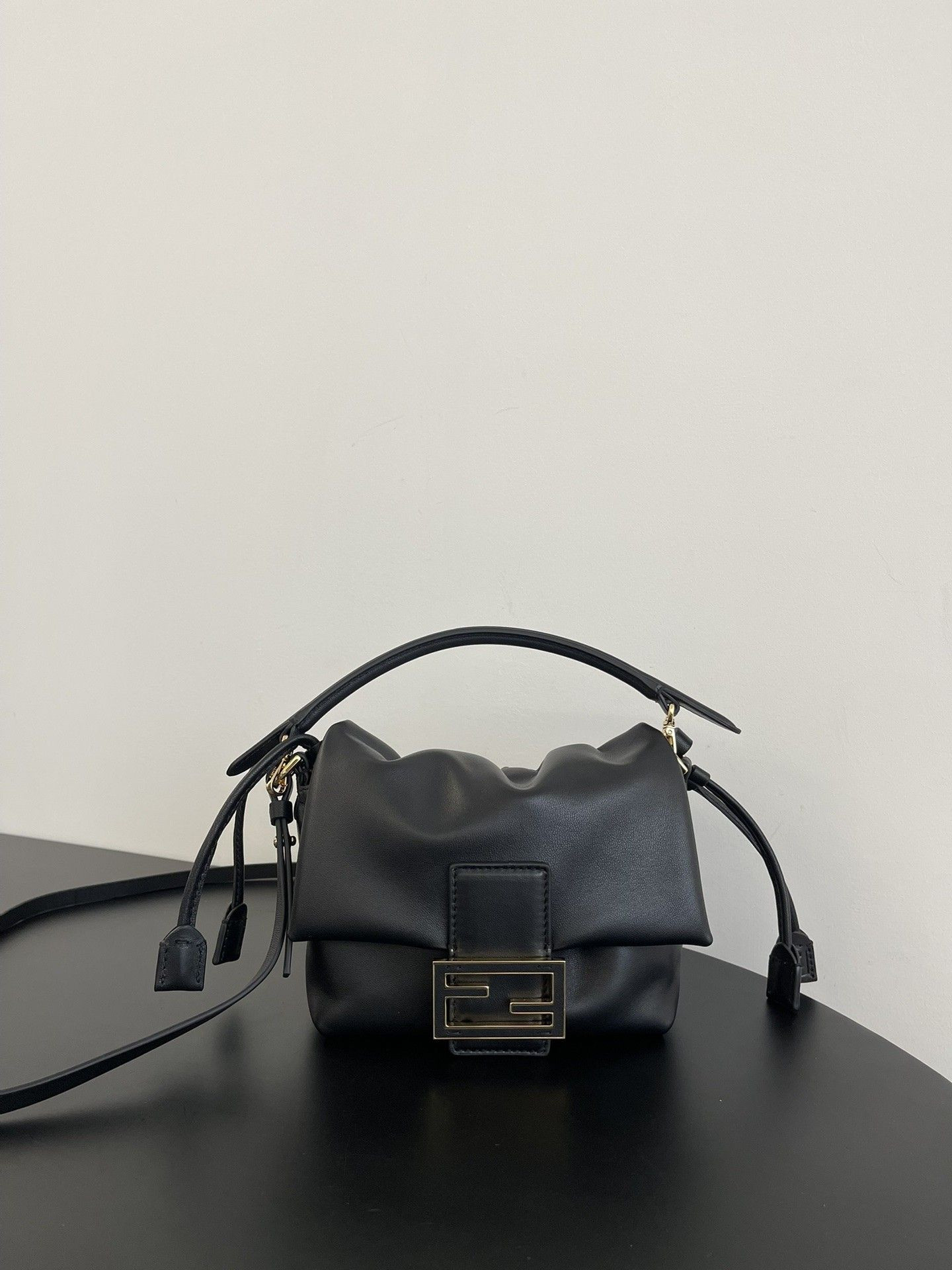 F**di Mamma Baguette Small 13x10x16cm