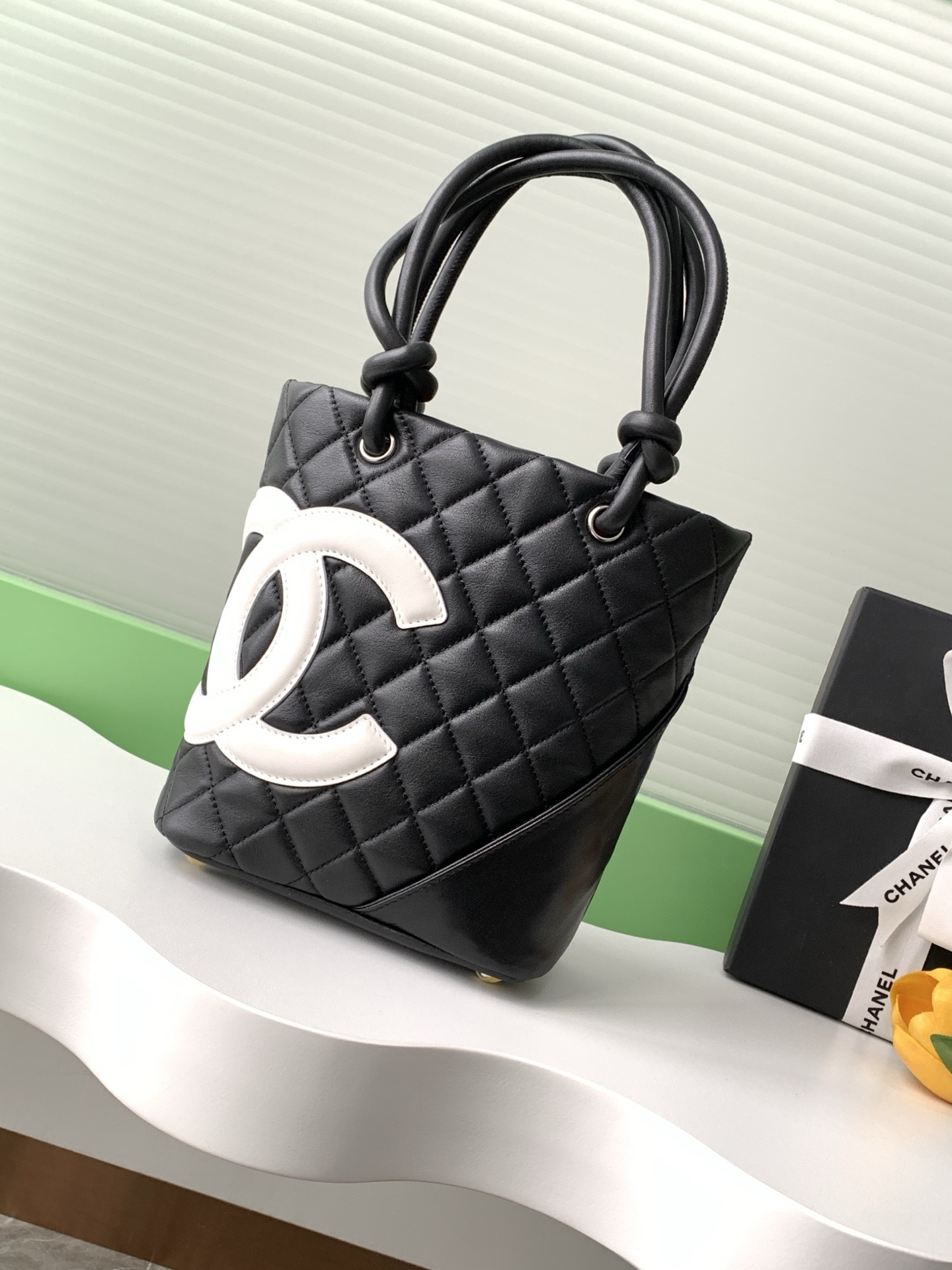 Ch**el cambon bag 20x16x7cm