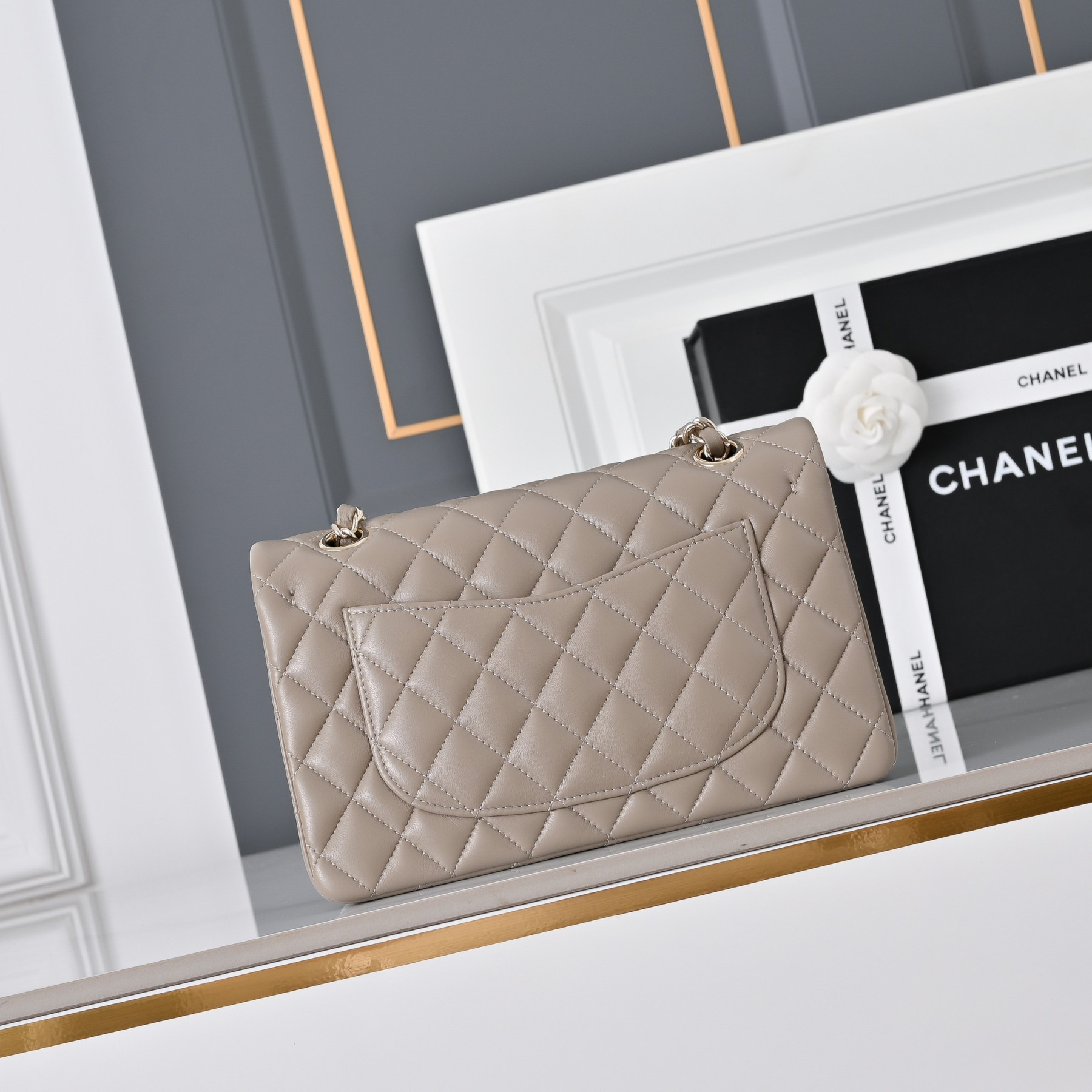 Ch**el classic flap handbag light gold hardware a01113 23x14.5x6cm