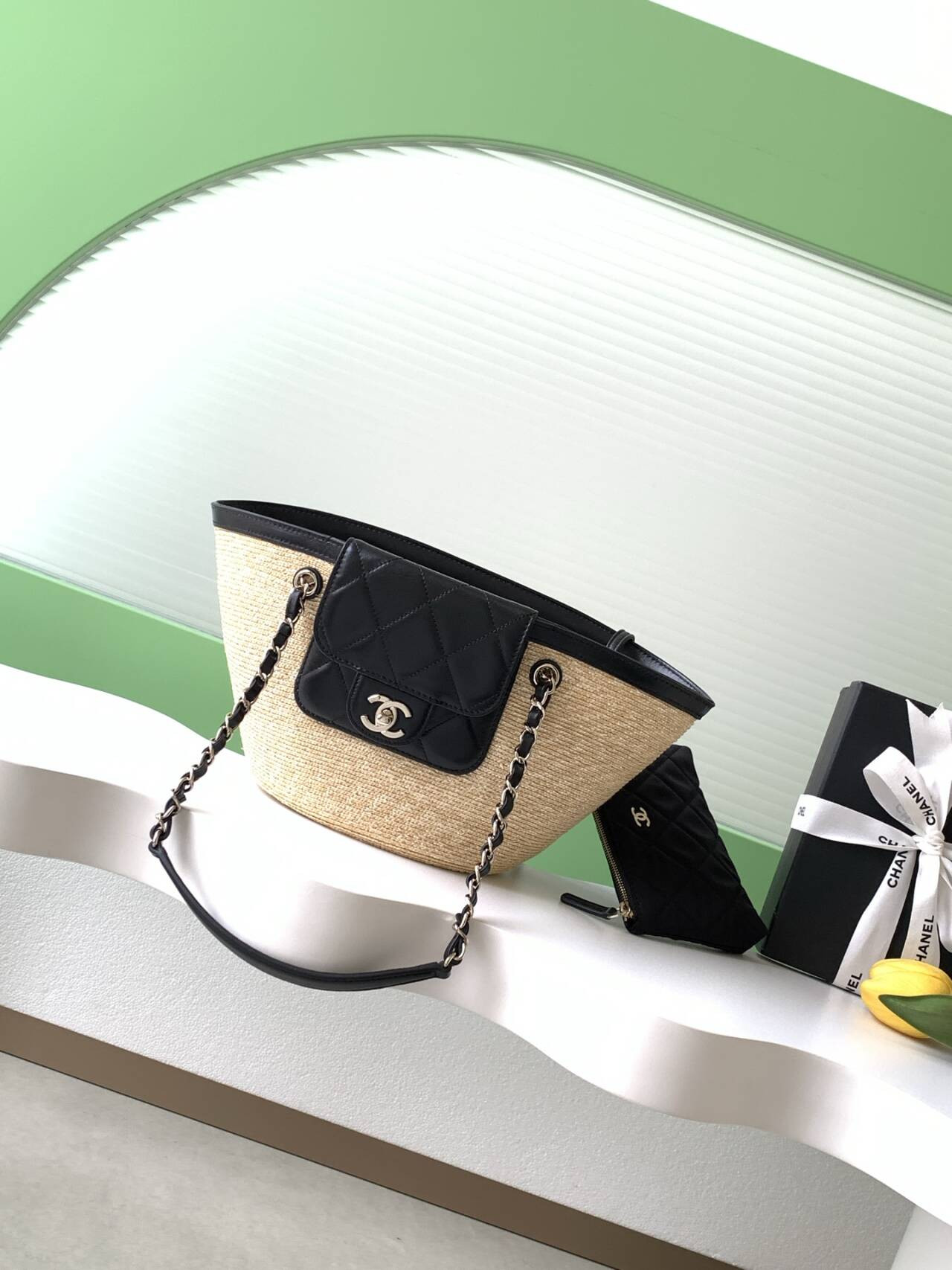 Chanel Shopping Bag 18x41x13cm