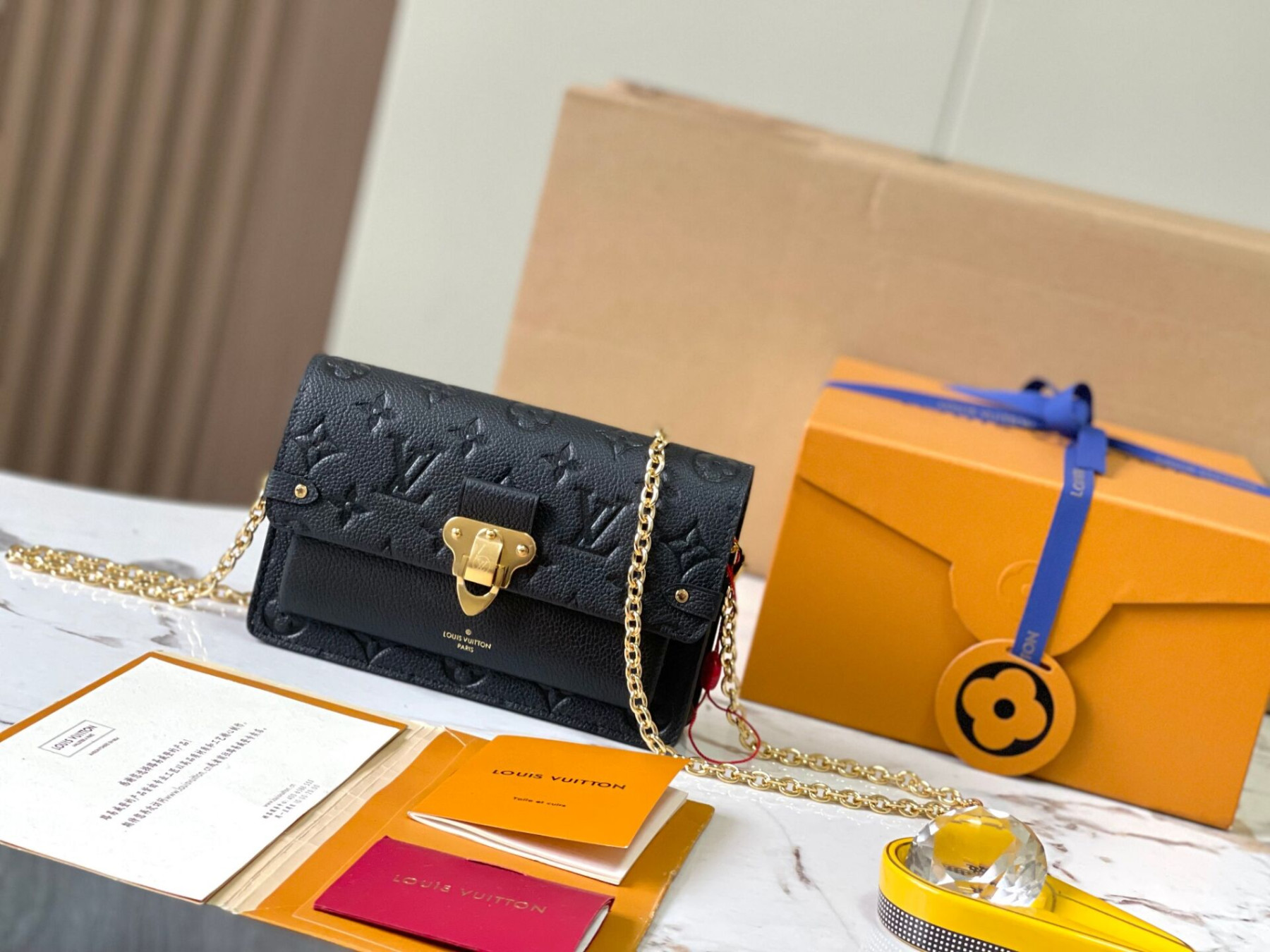 LV Vavin Chain Wallet M67839 19x12.5x4cm