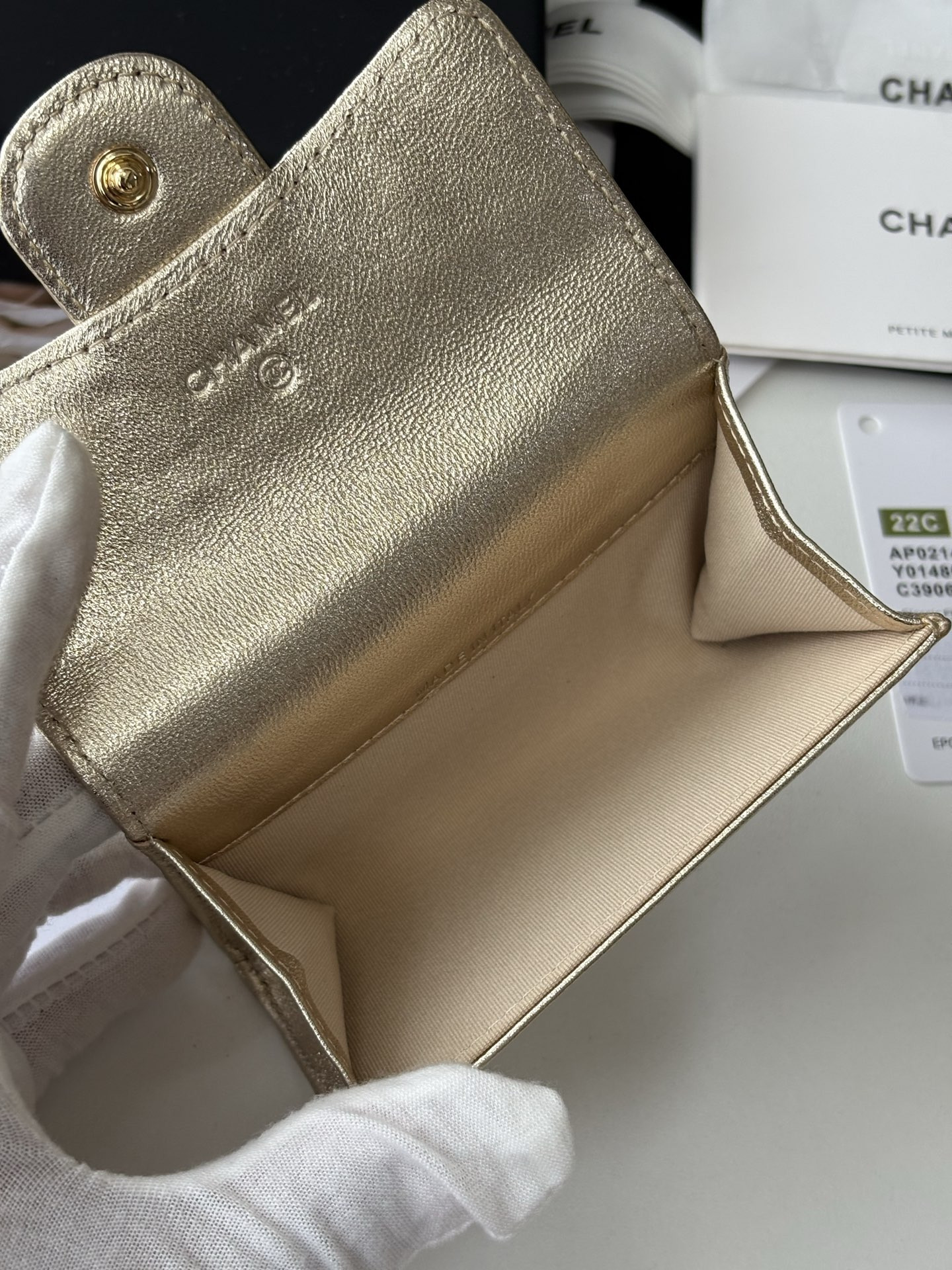 Ch**el Flap Card Holder Lambskin AP0214 11x8.5x3cm