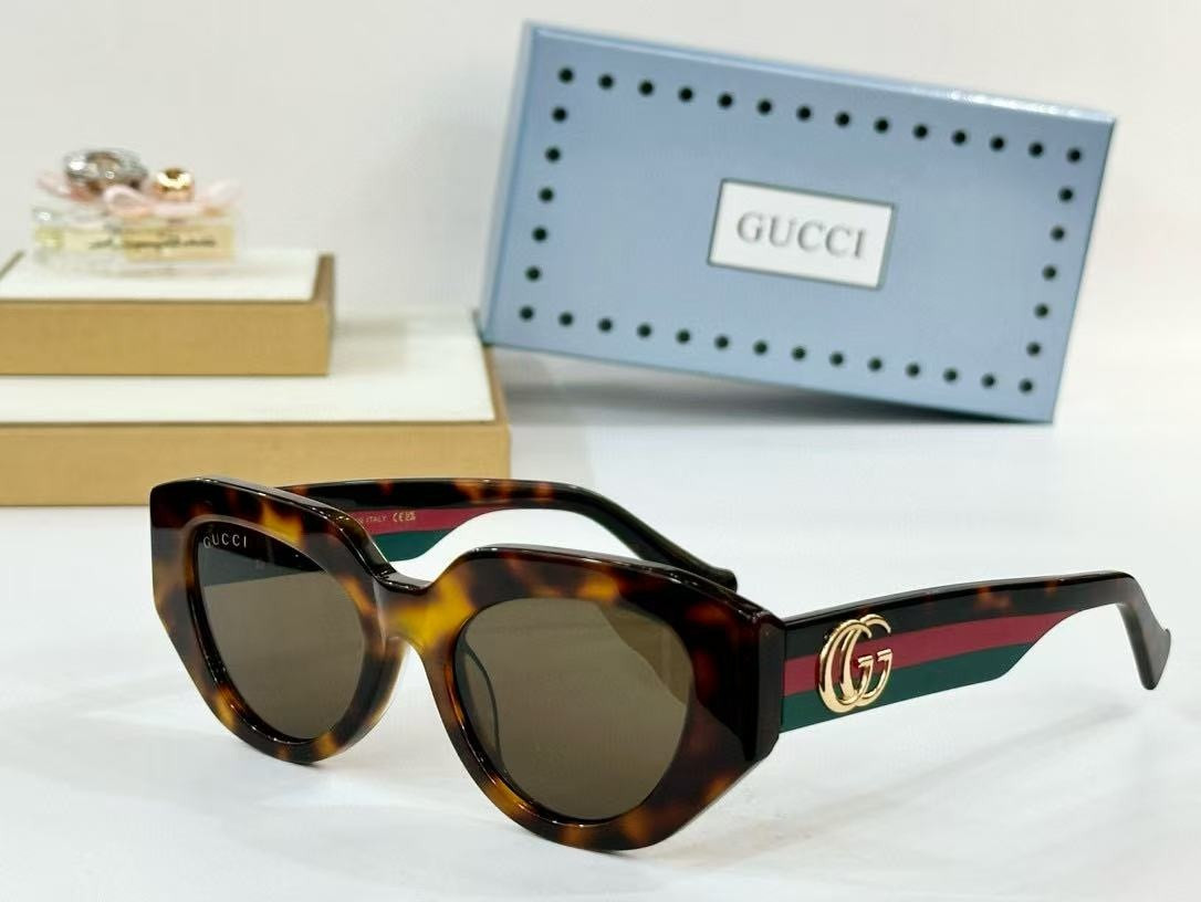 Gvc*1 Glasses GG1843S