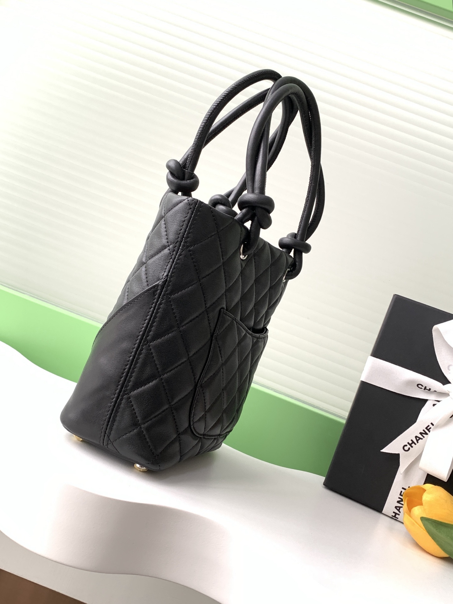 Ch**el cambon bag 20x16x7cm